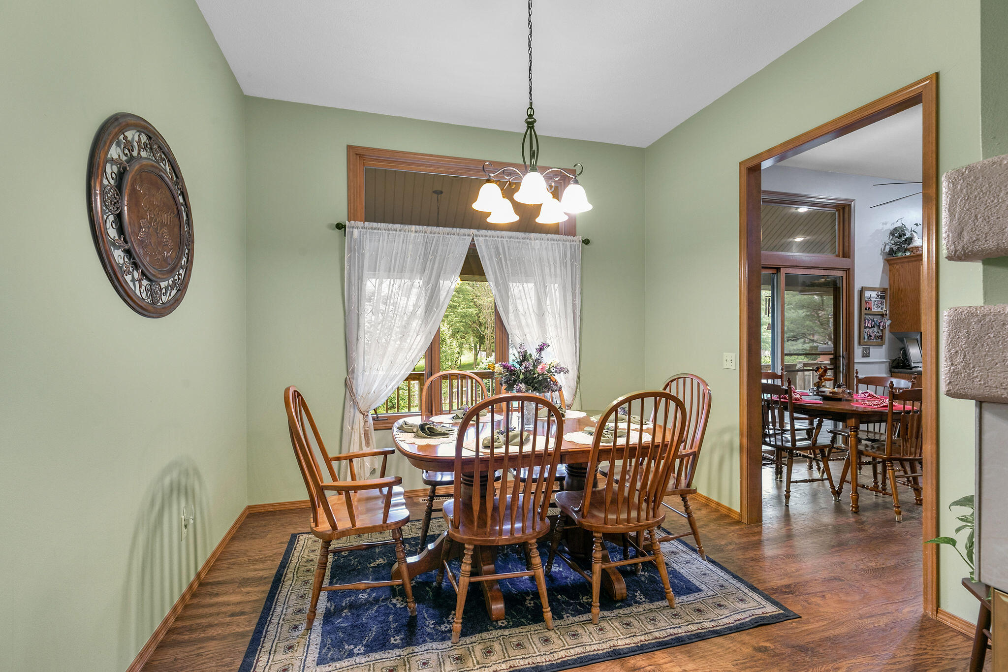 2257 E Powell Street