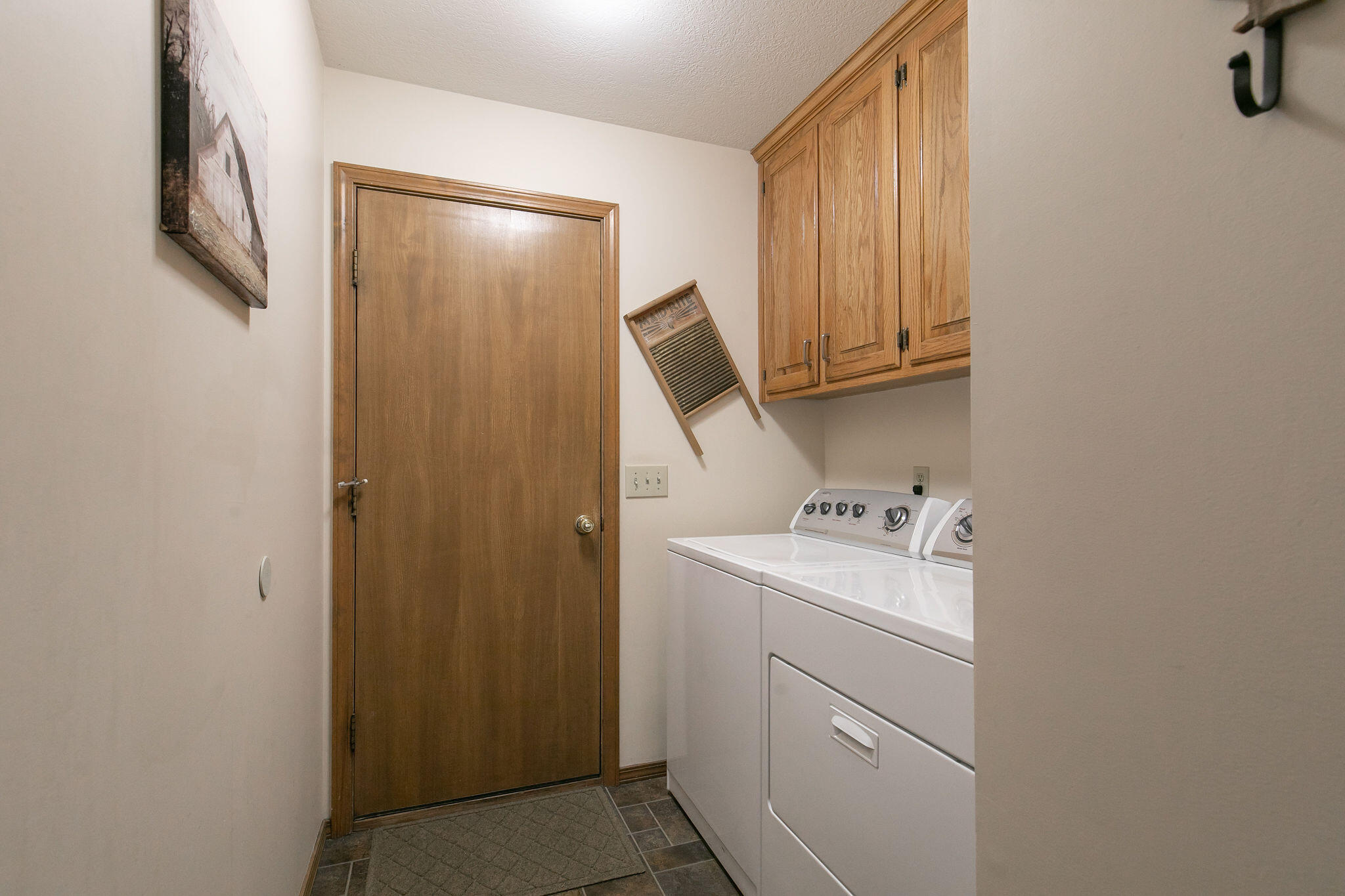 2257 E Powell Street