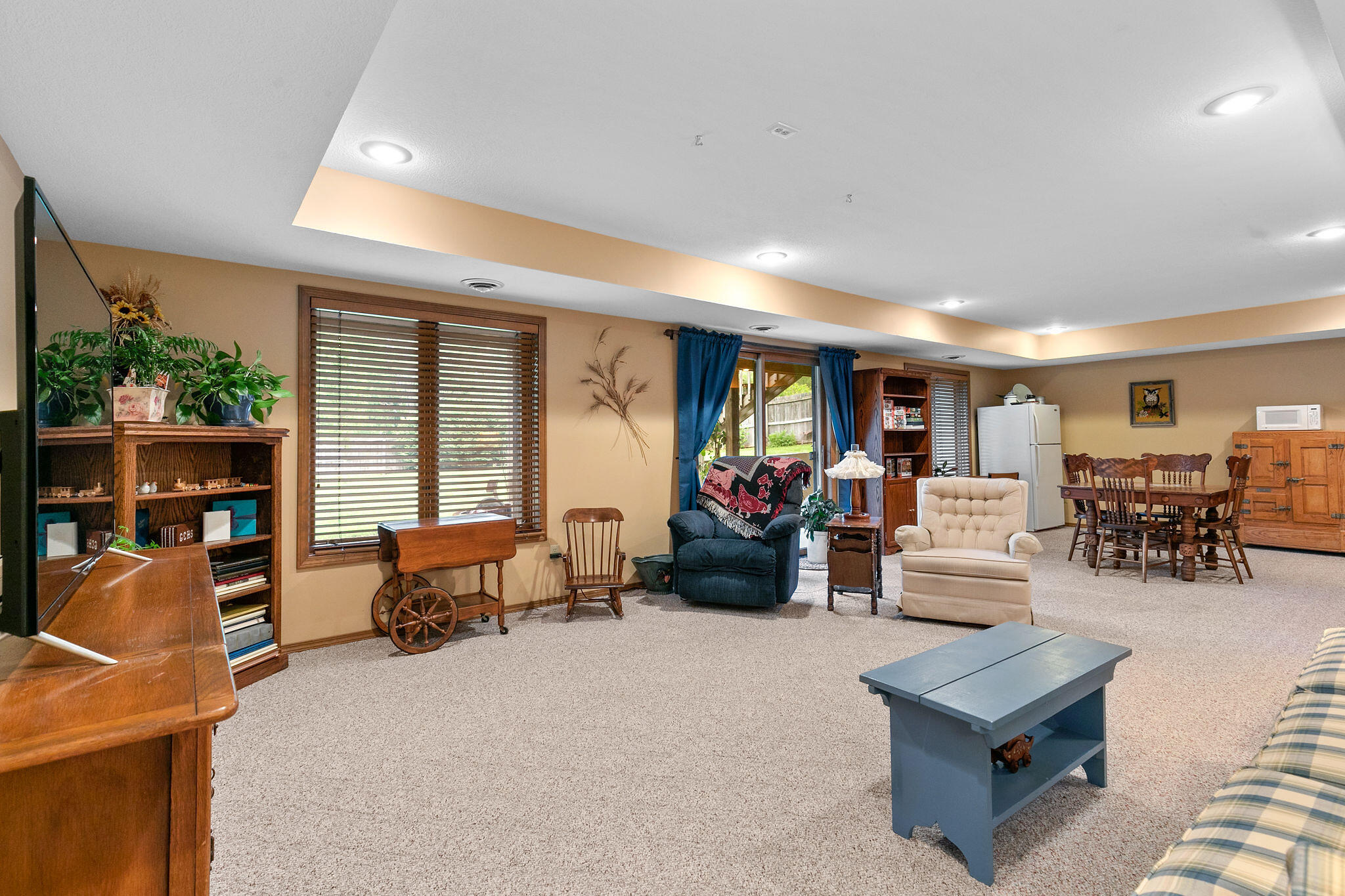 2257 E Powell Street