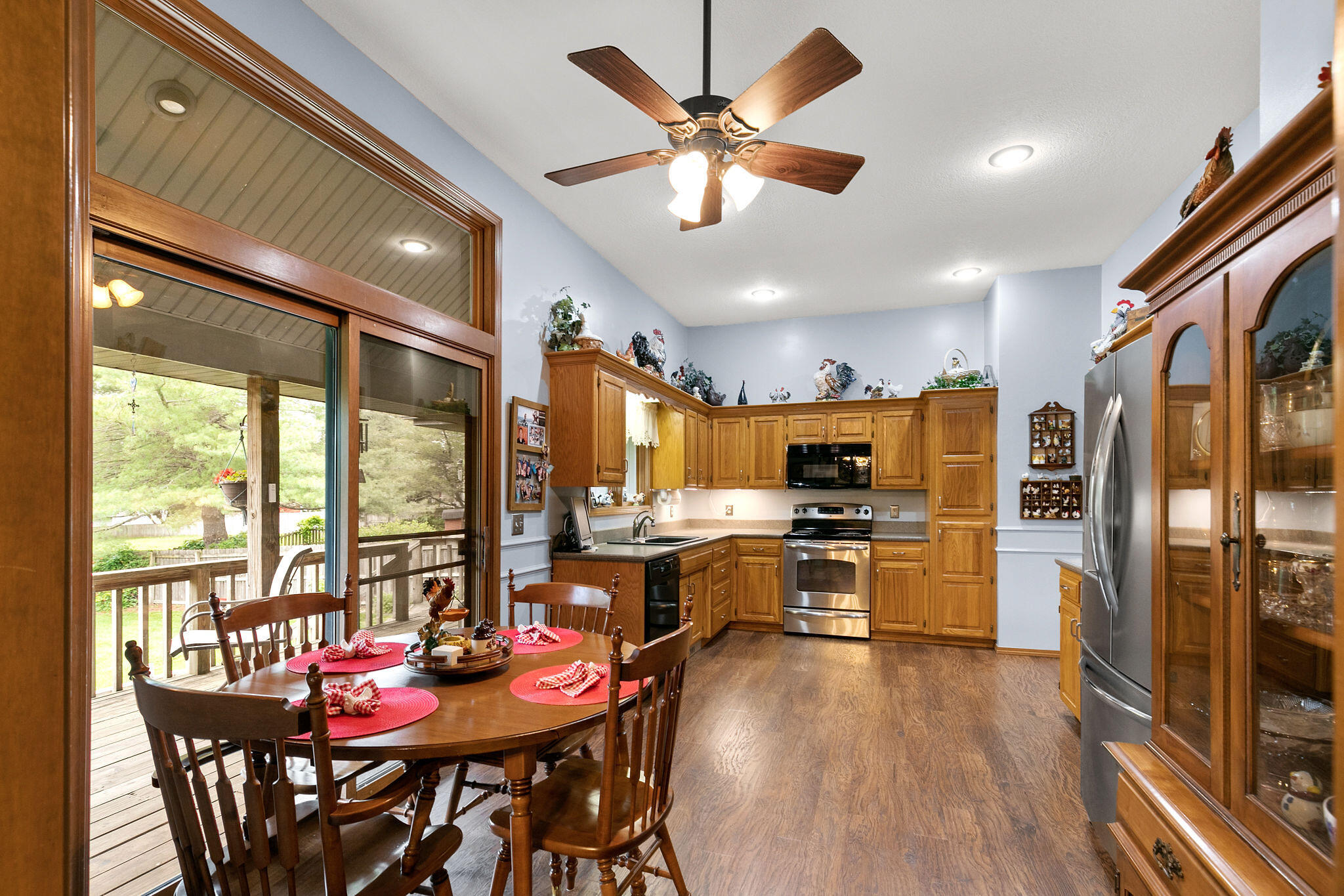 2257 E Powell Street