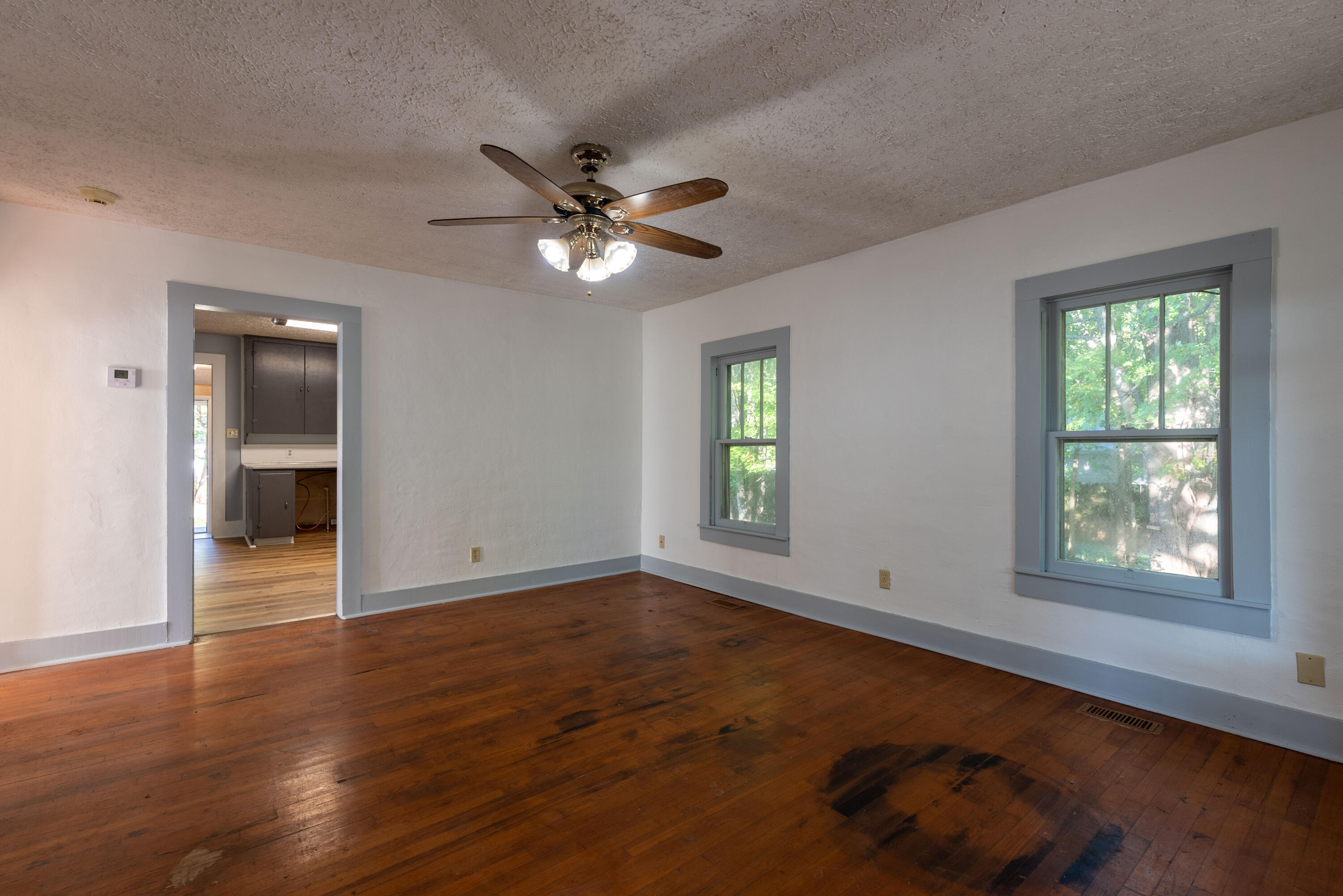 3047 West Walnut Street