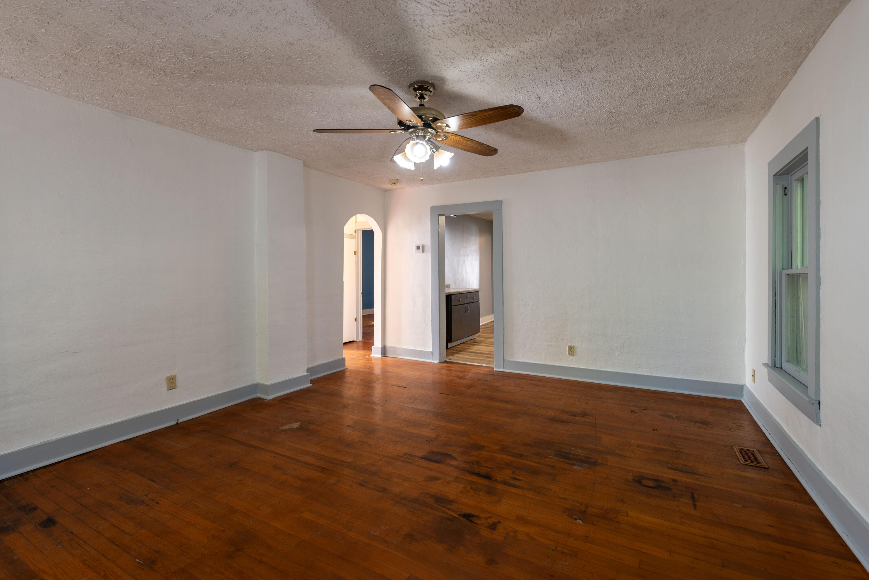 3047 West Walnut Street