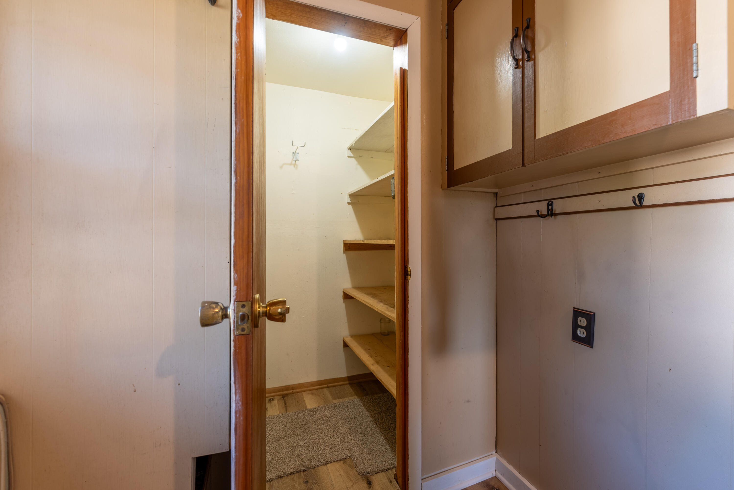 3047 West Walnut Street