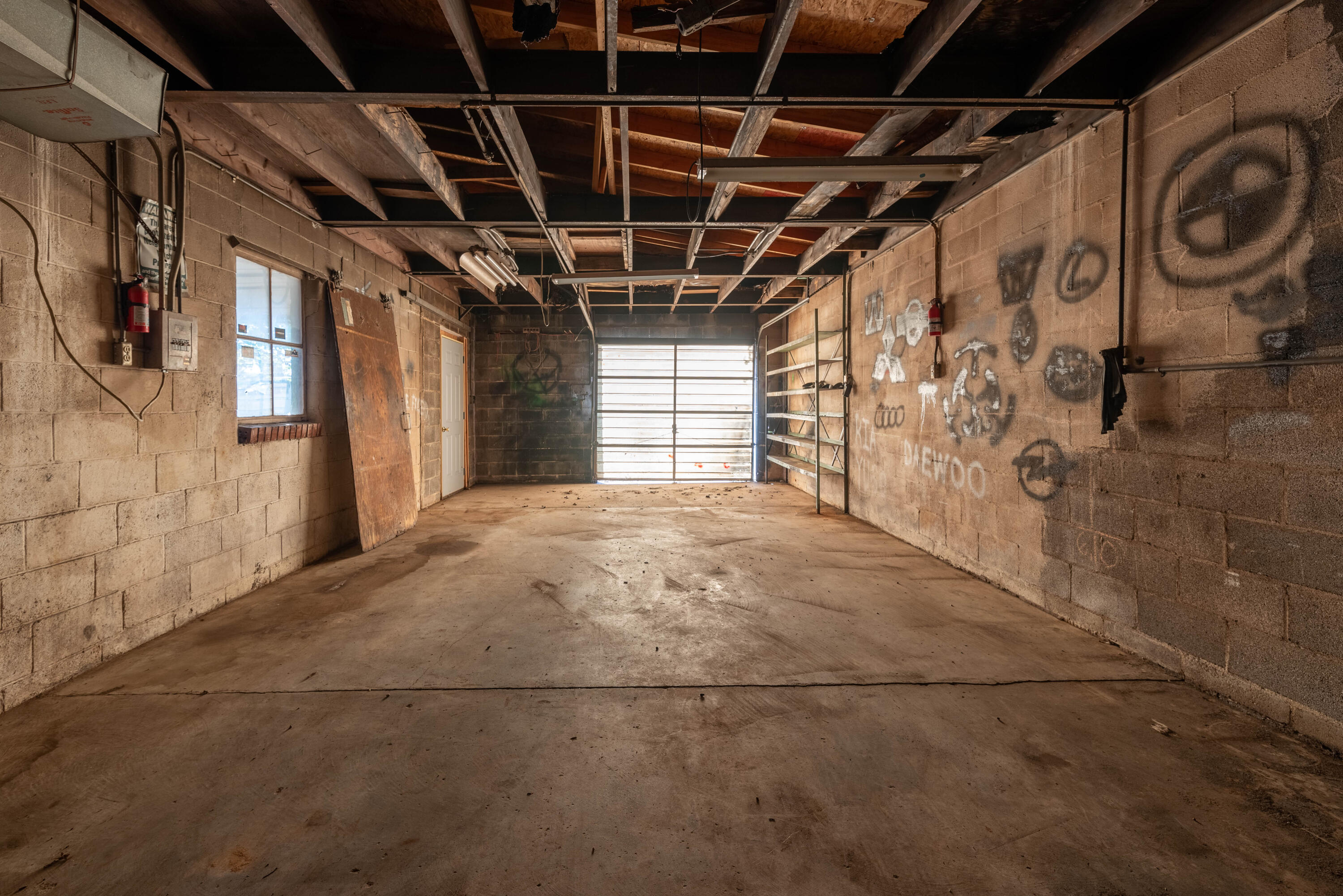 3047 West Walnut Street