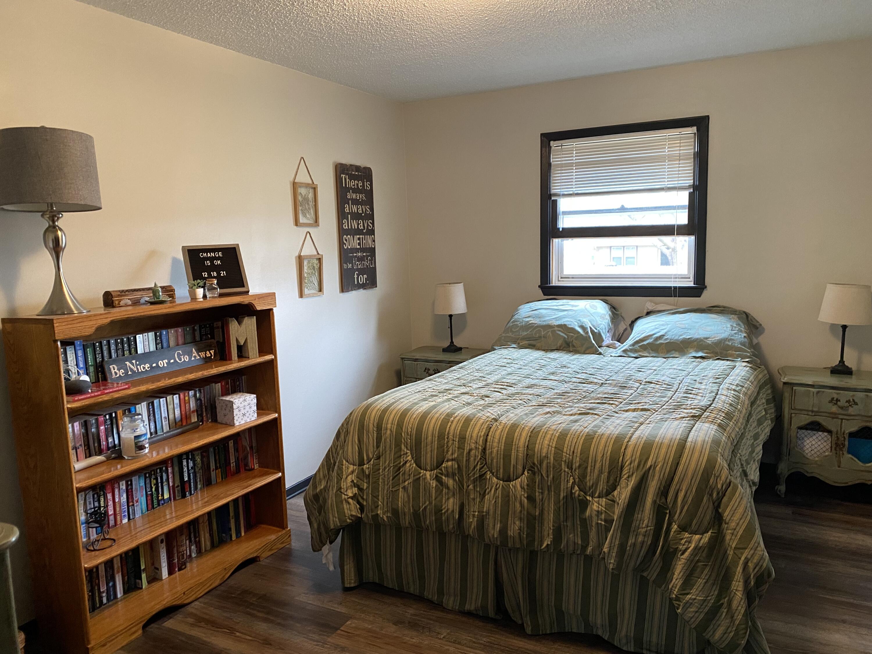 927 West Morningside Street