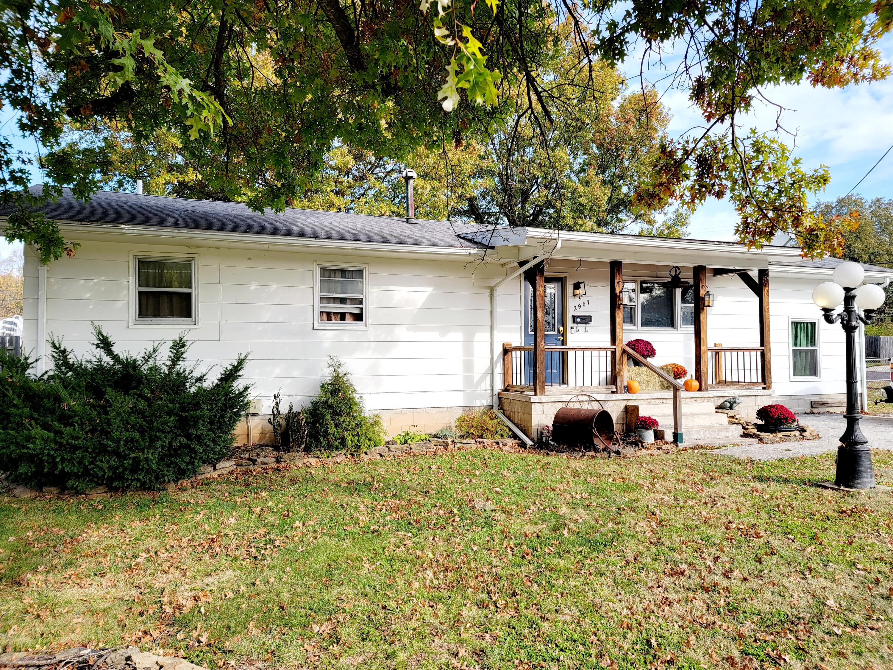 2907 West Mount Vernon Street