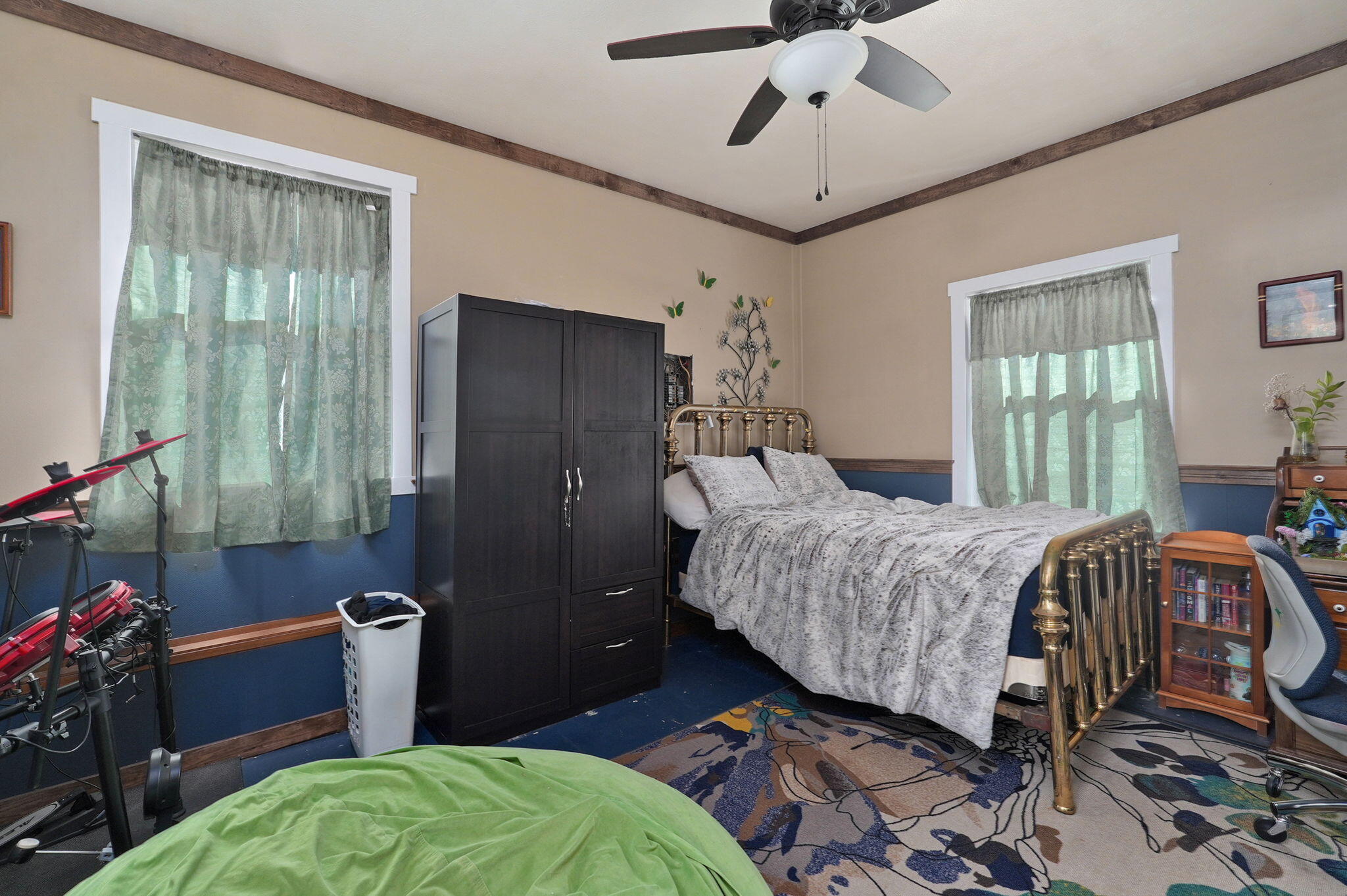 2907 West Mount Vernon Street