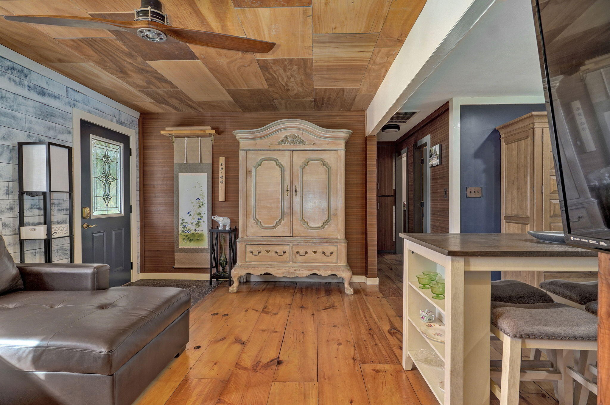 2907 West Mount Vernon Street