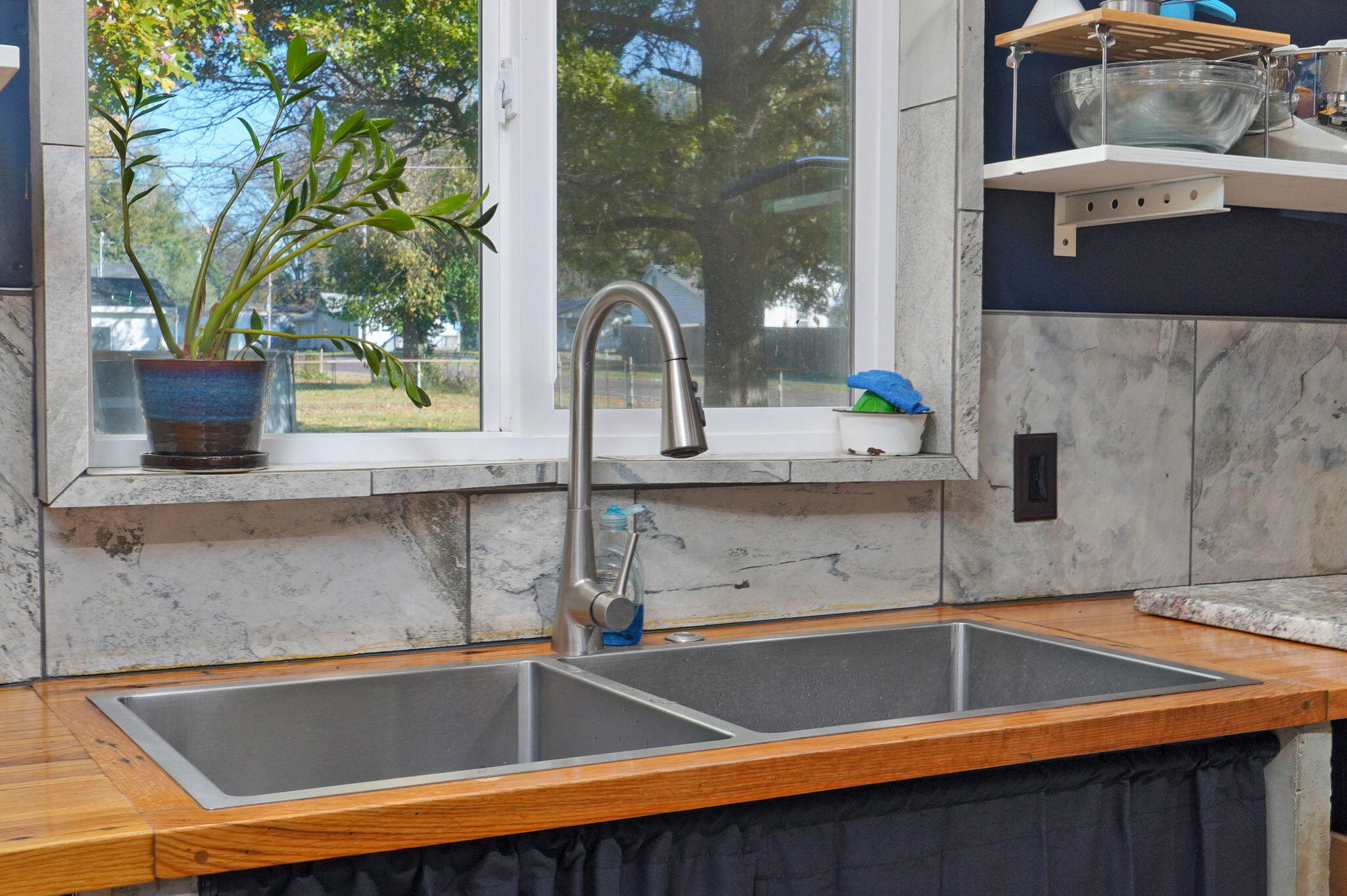 2907 West Mount Vernon Street