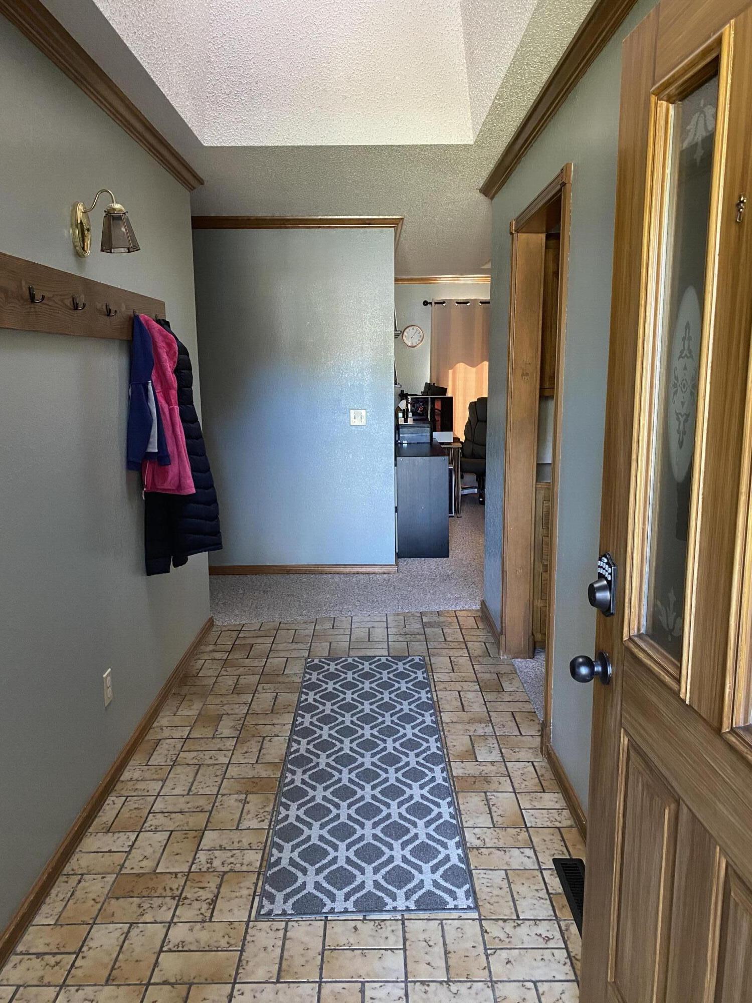 1020 W Seminole Street