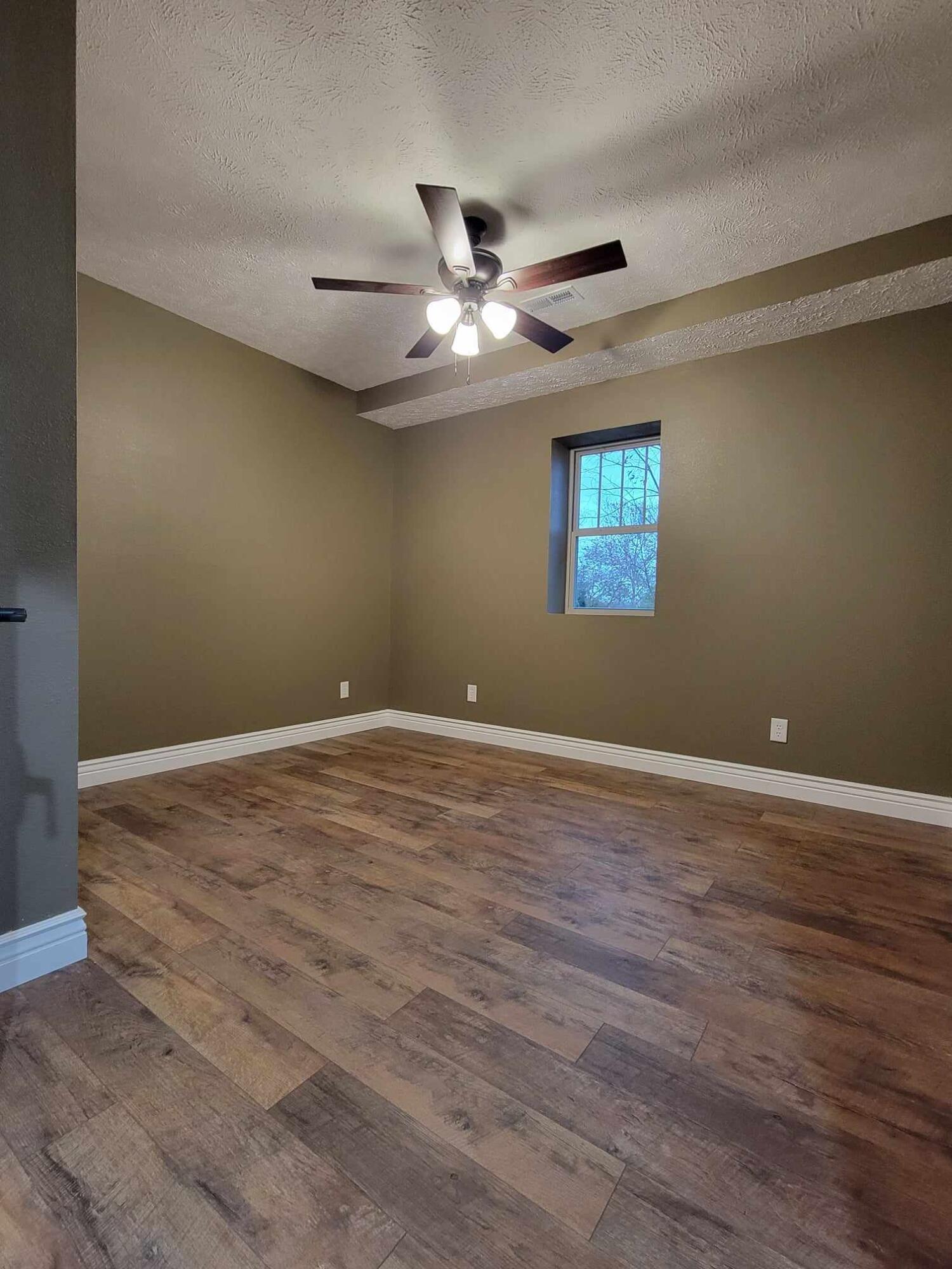 5478 State Highway 125 South