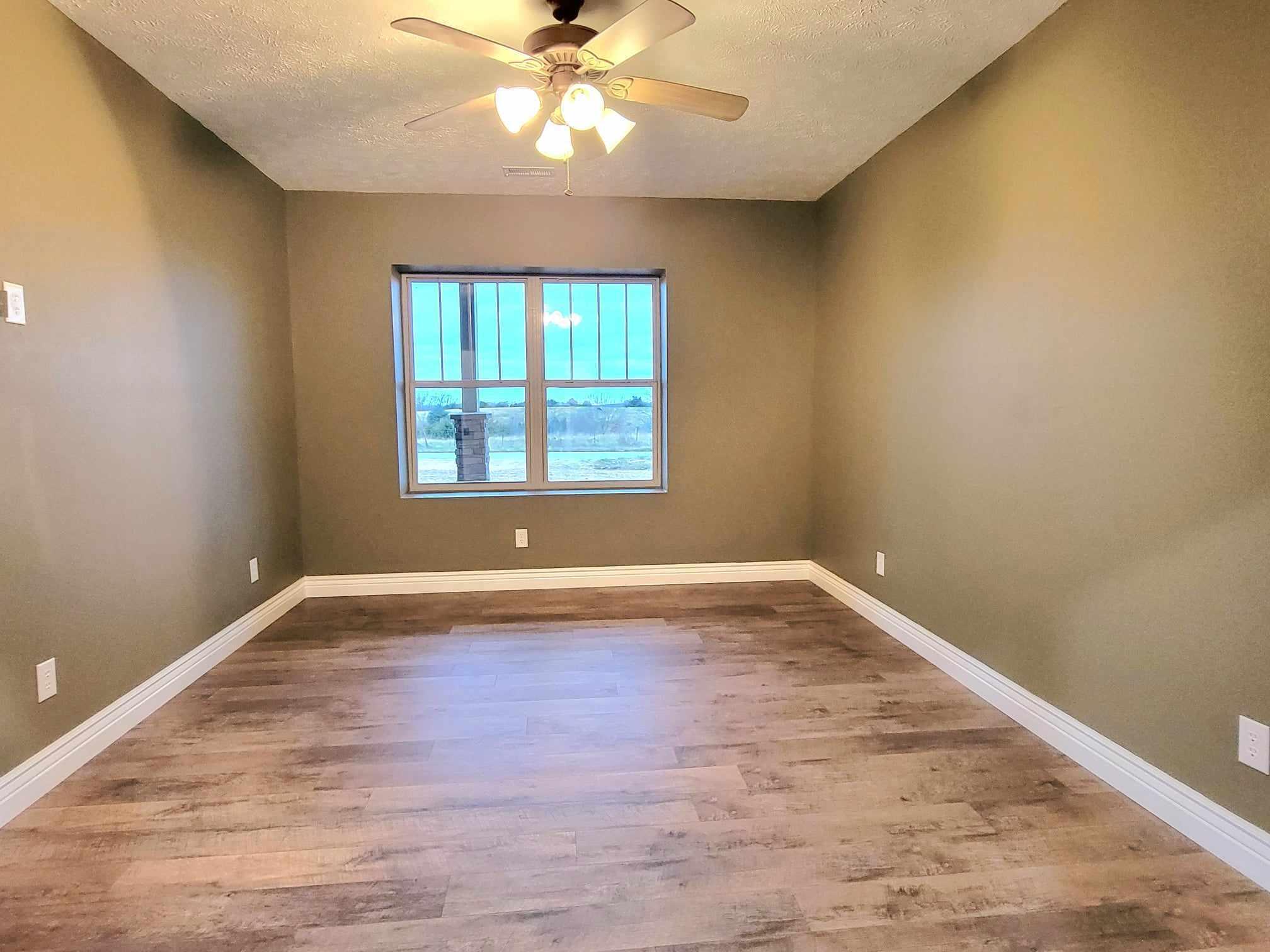 5478 State Highway 125 South