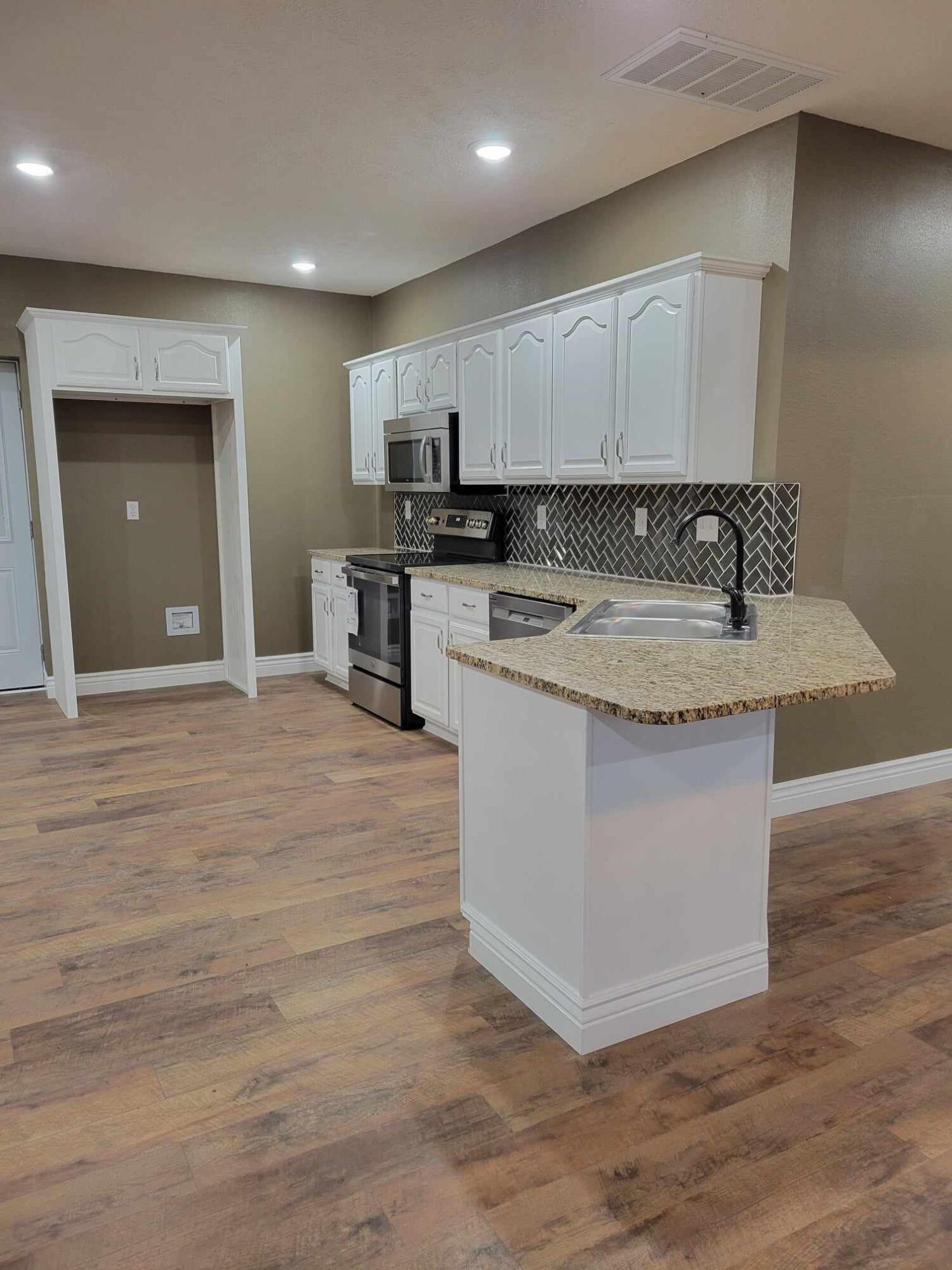 5478 State Highway 125 South