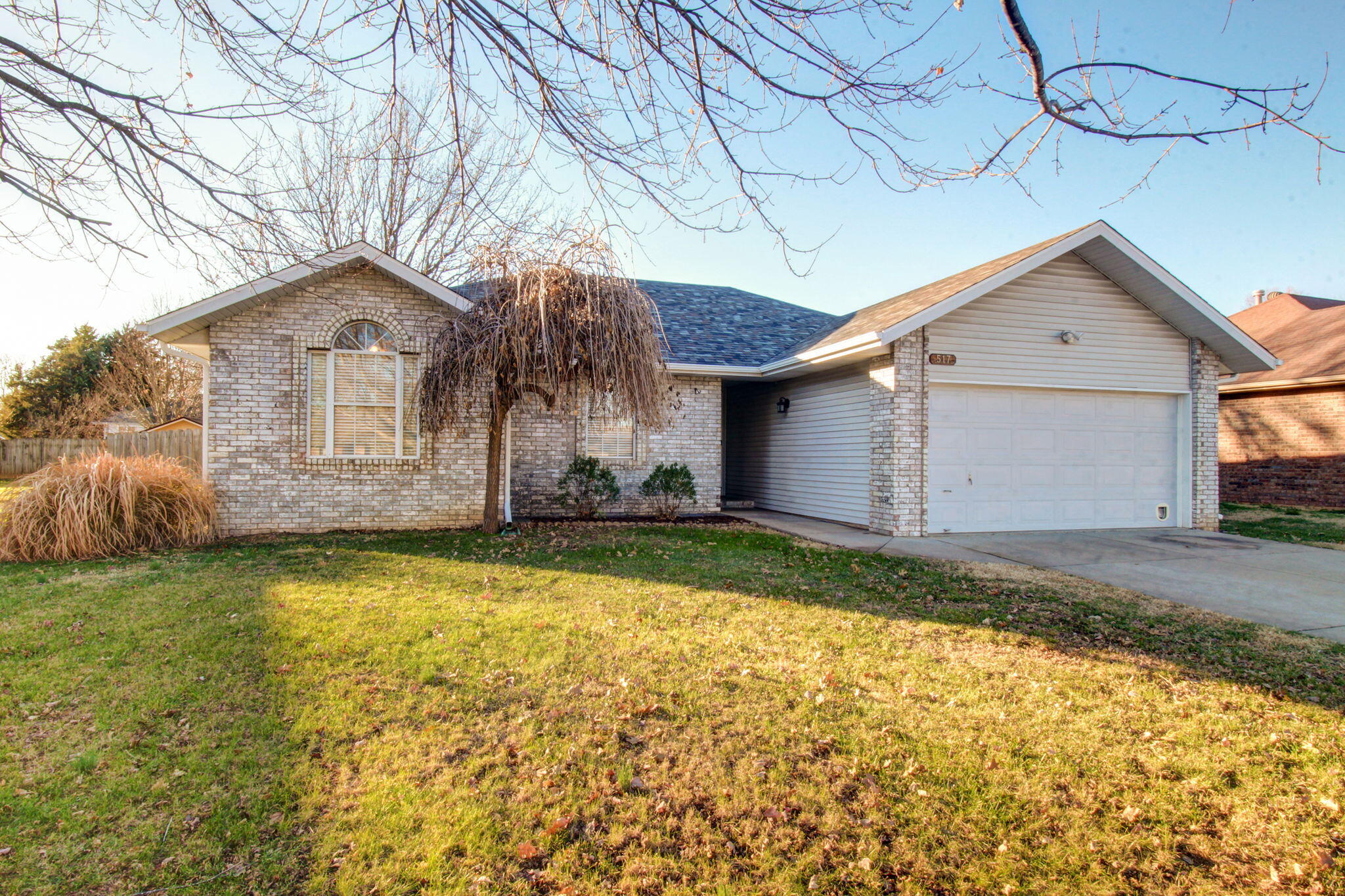 517 South Suburban Avenue