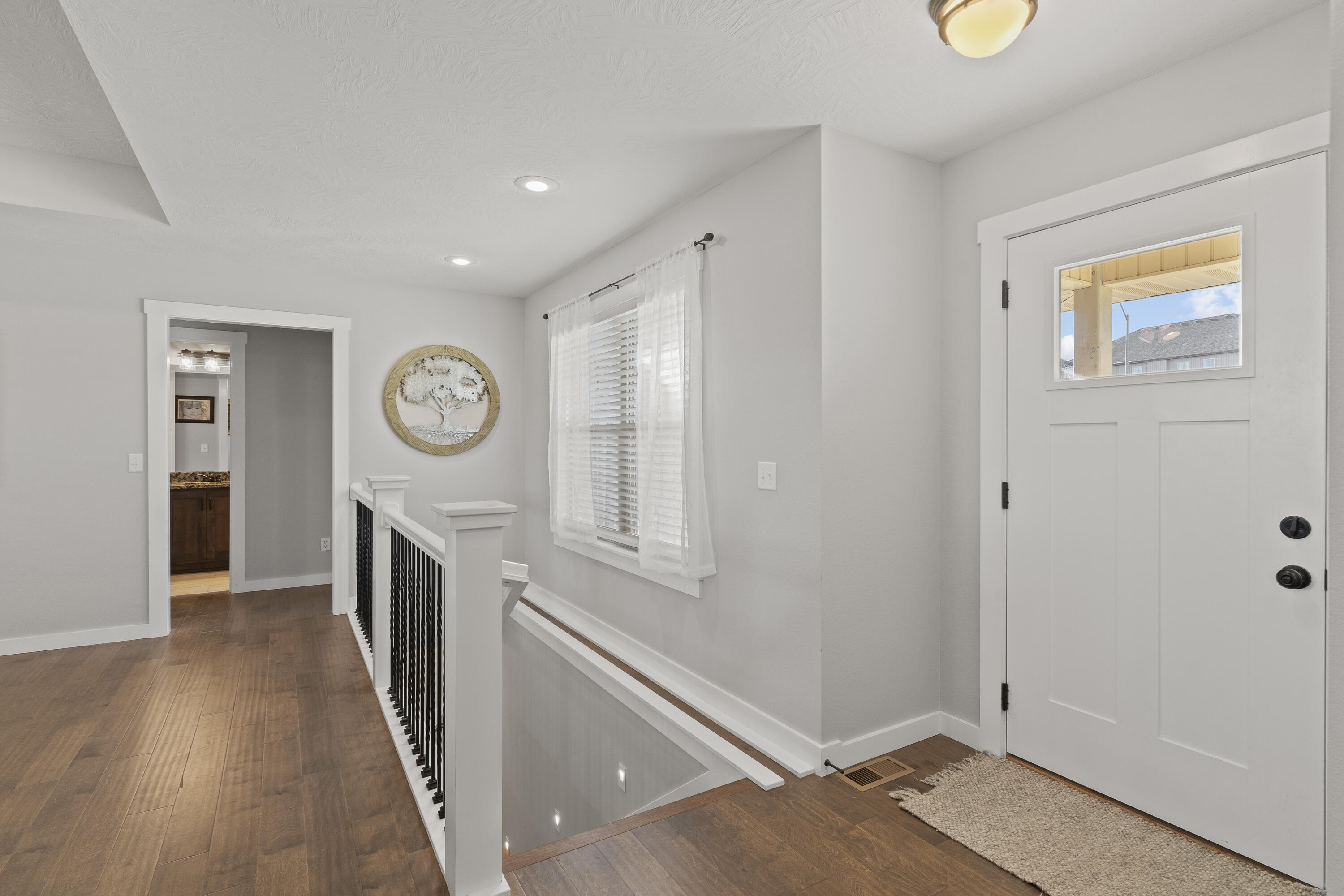 852 South Eastridge