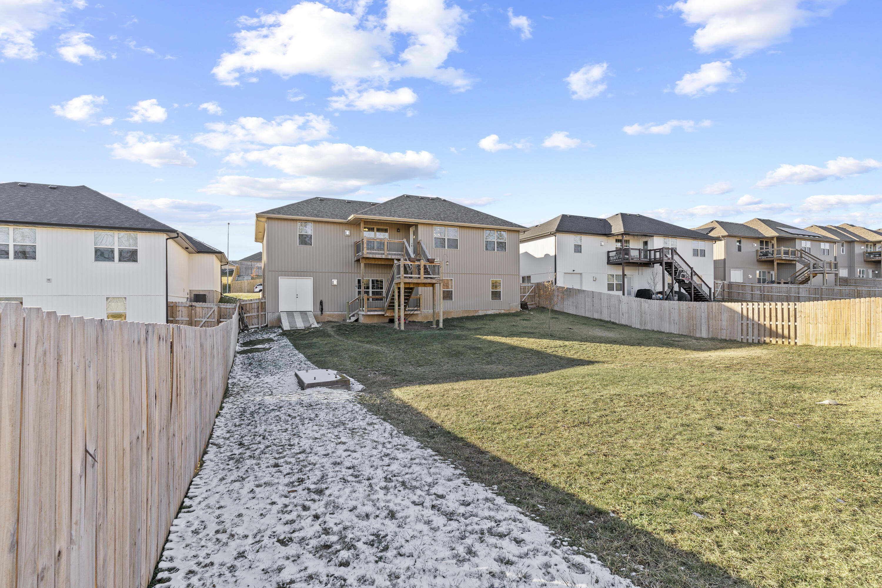 852 South Eastridge