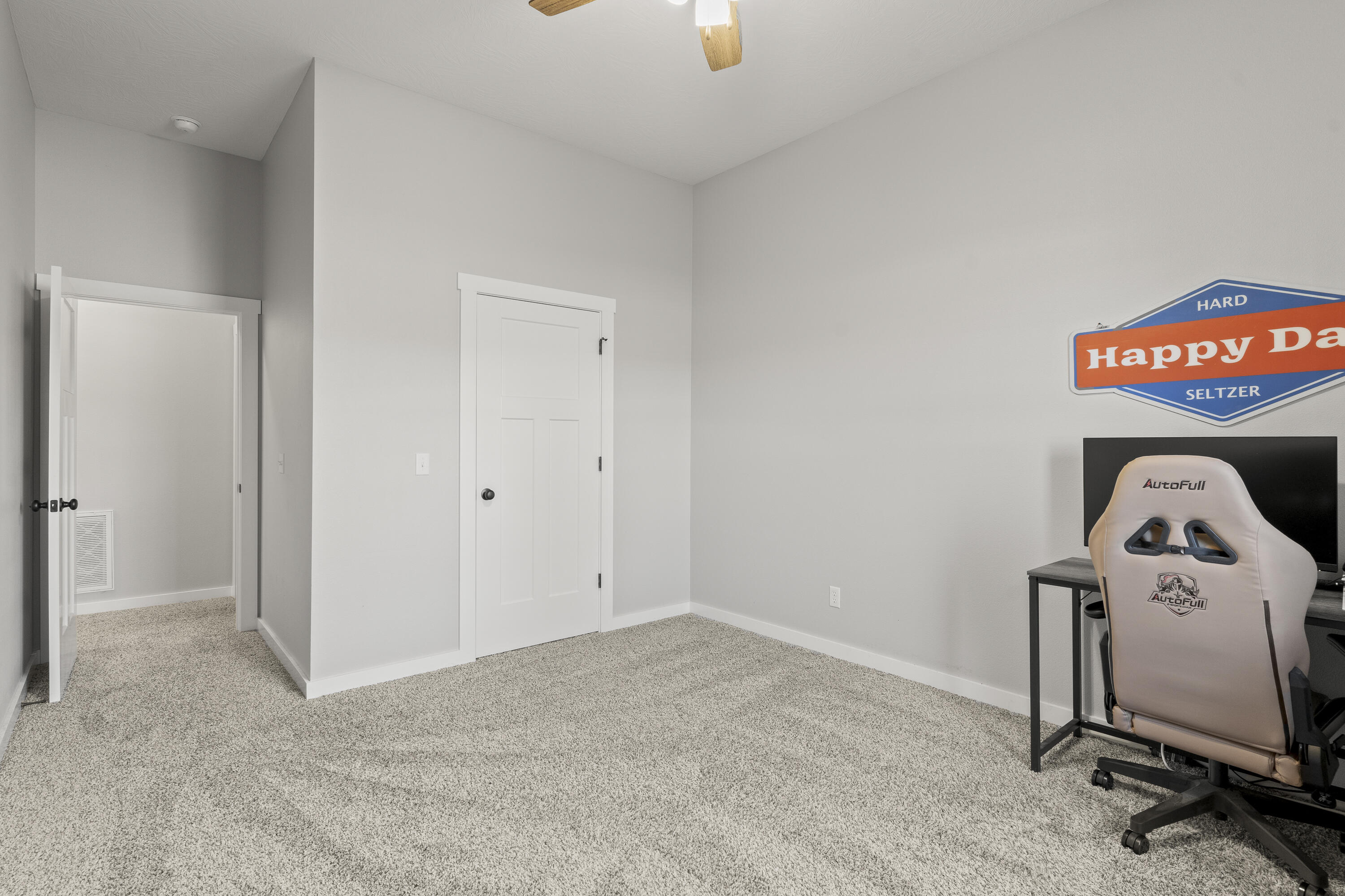 852 South Eastridge