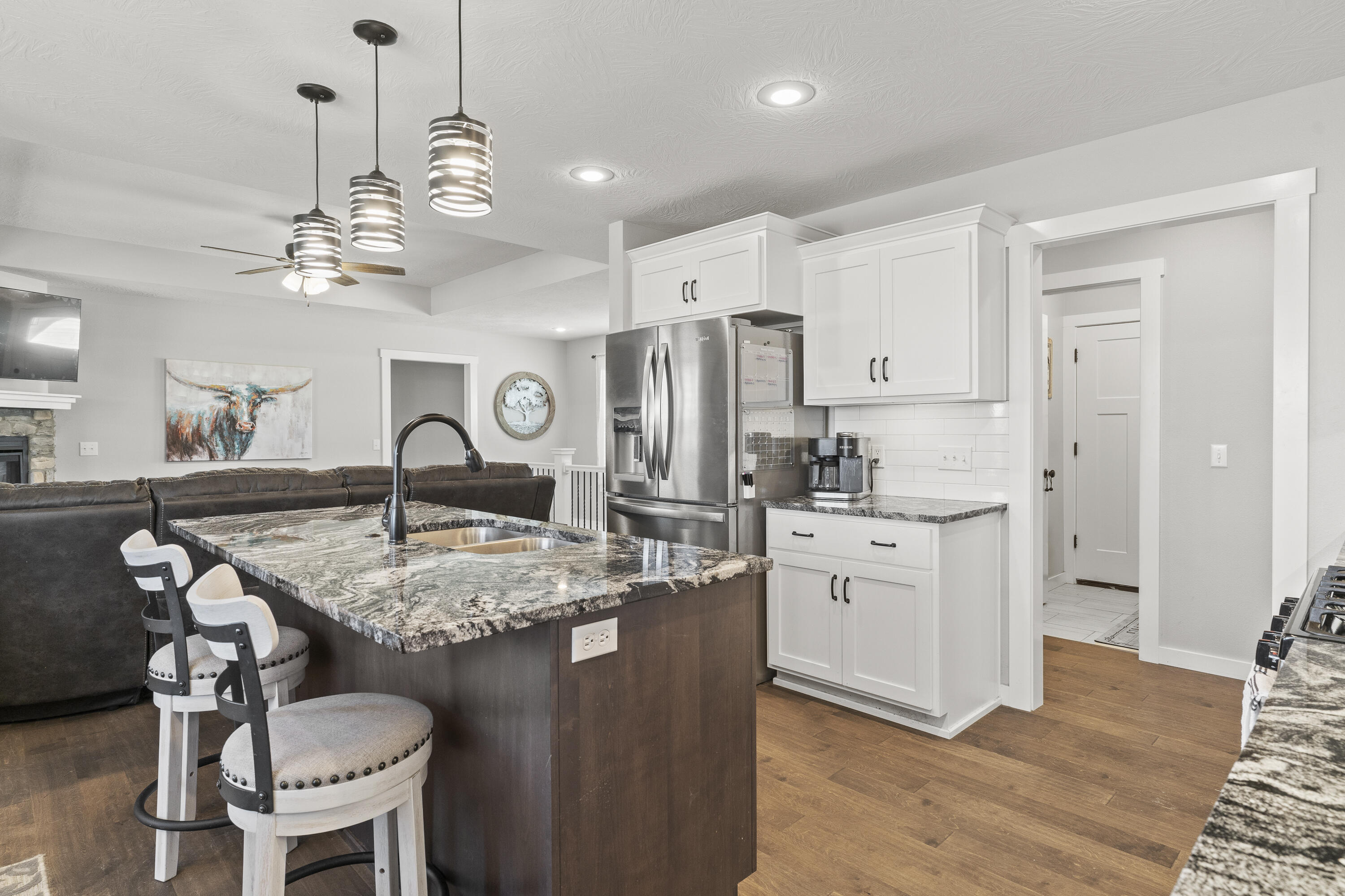 852 South Eastridge