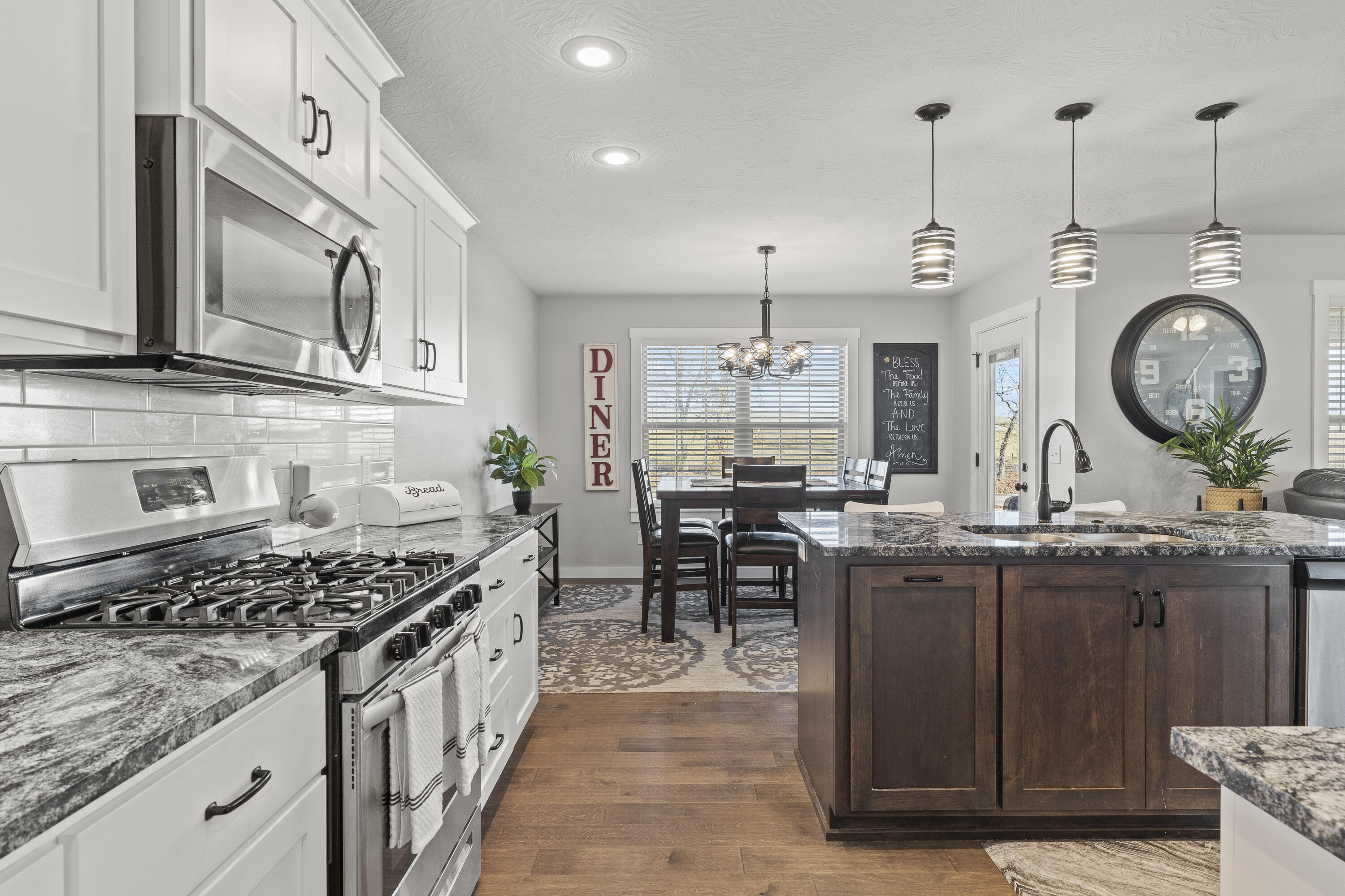 852 South Eastridge
