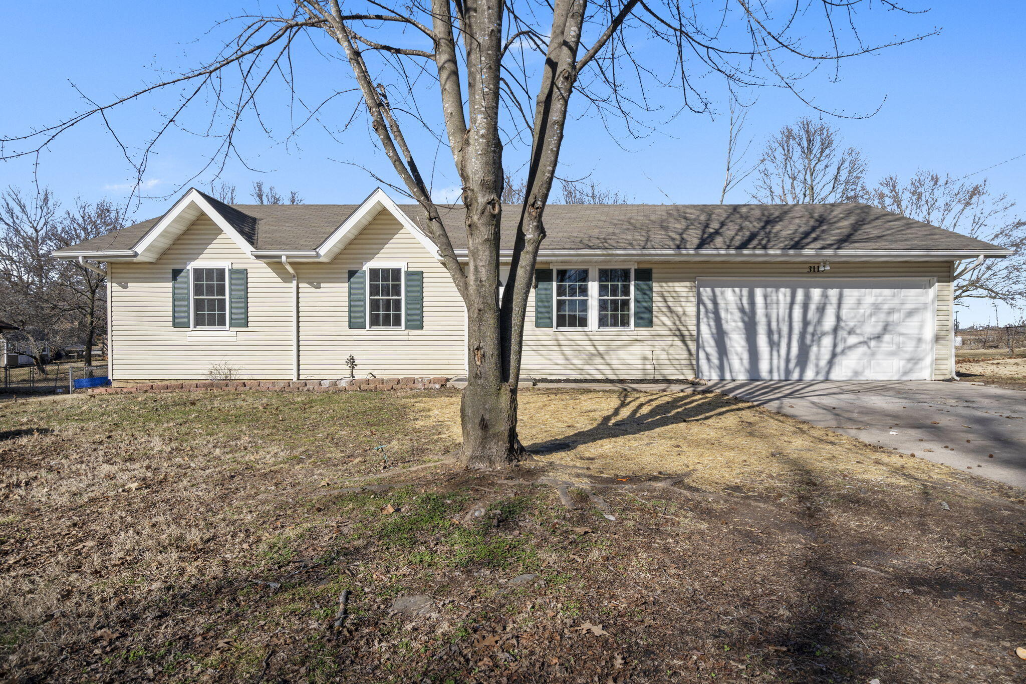 3115 W Edward Street