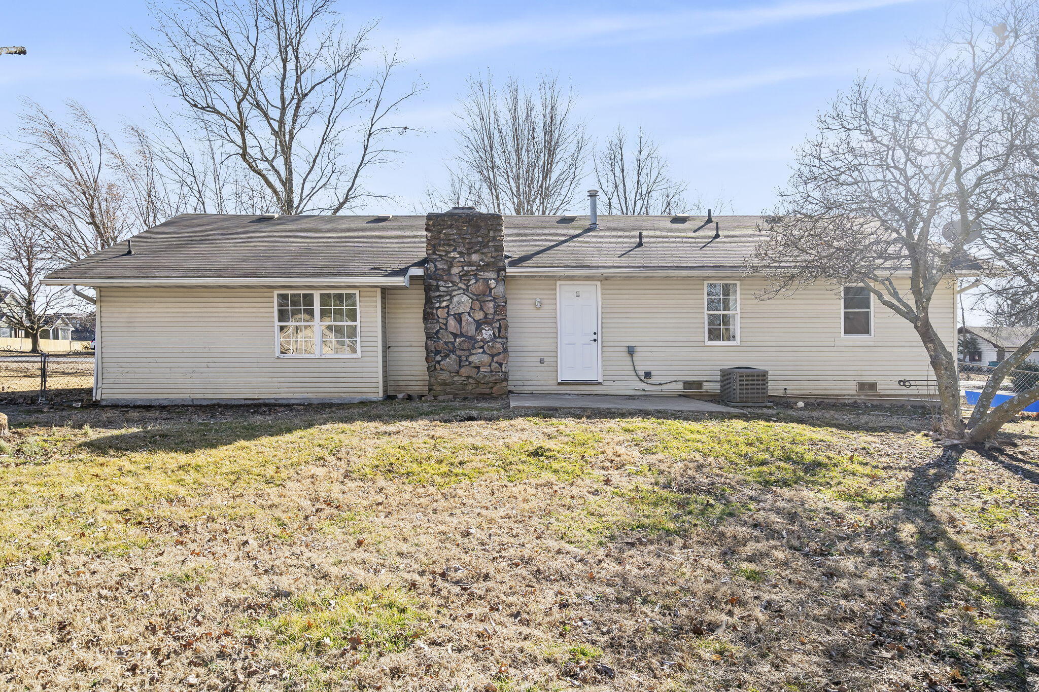 3115 W Edward Street