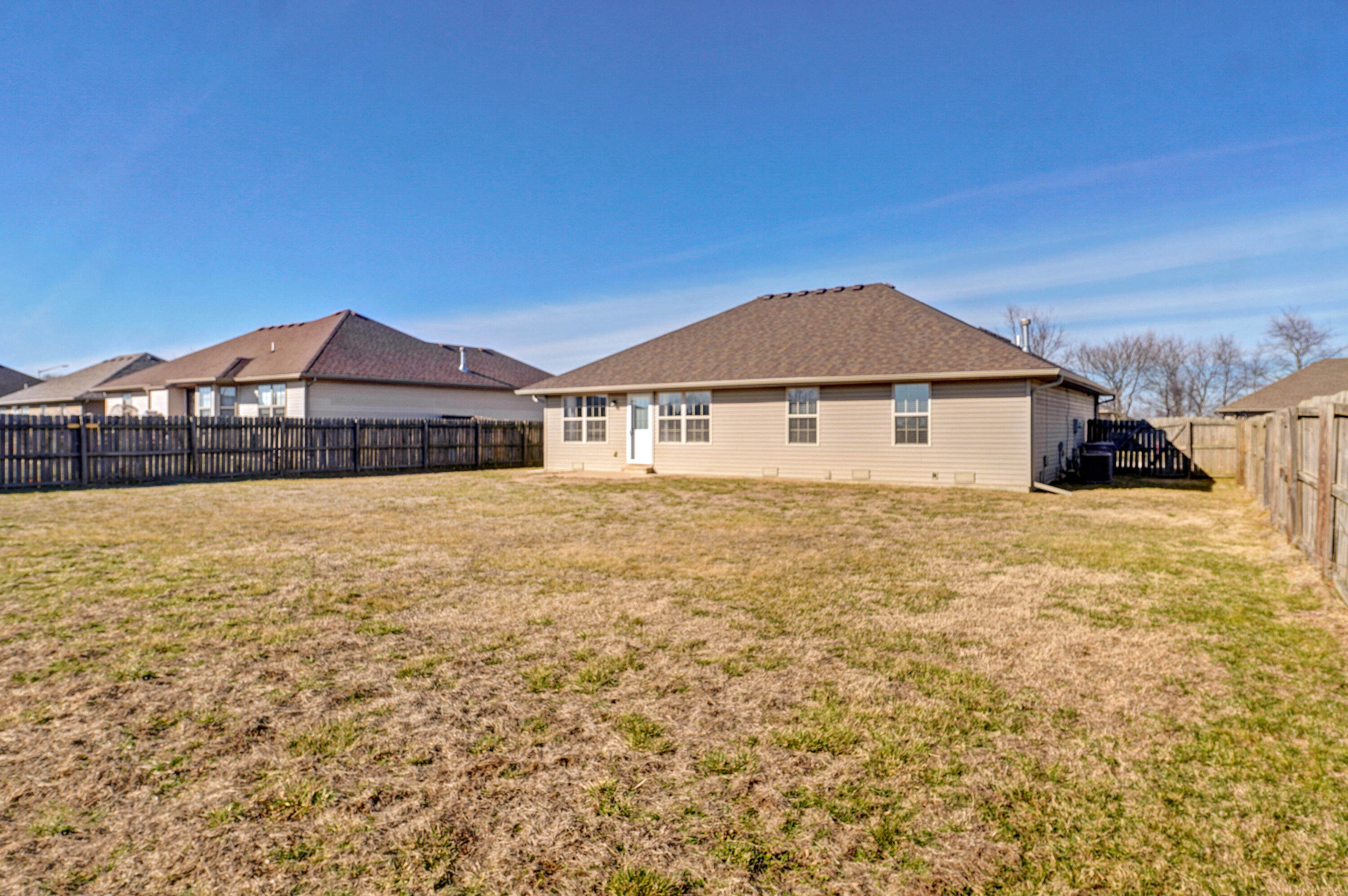 2512 West Cover Drive