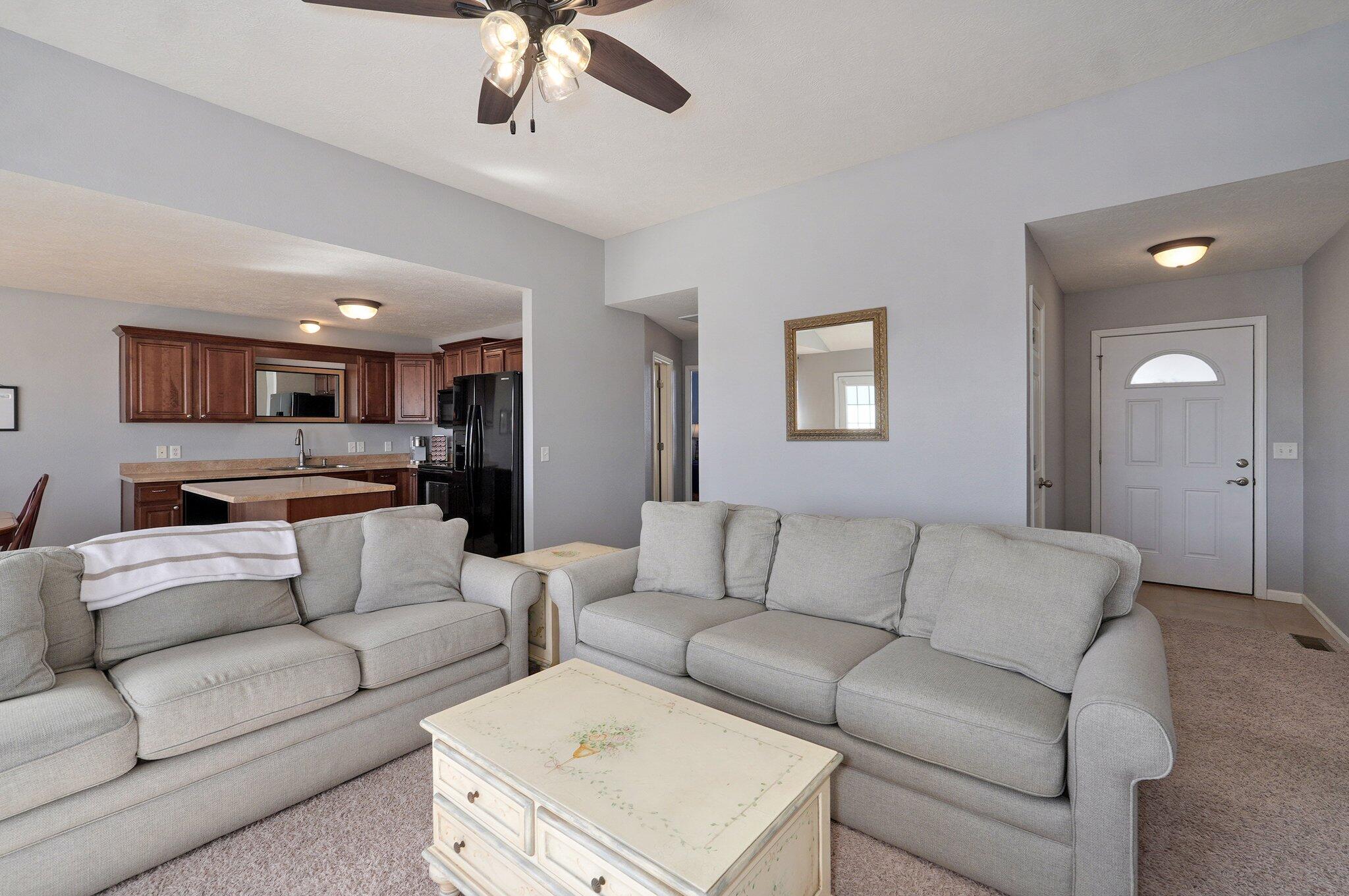 2512 West Cover Drive