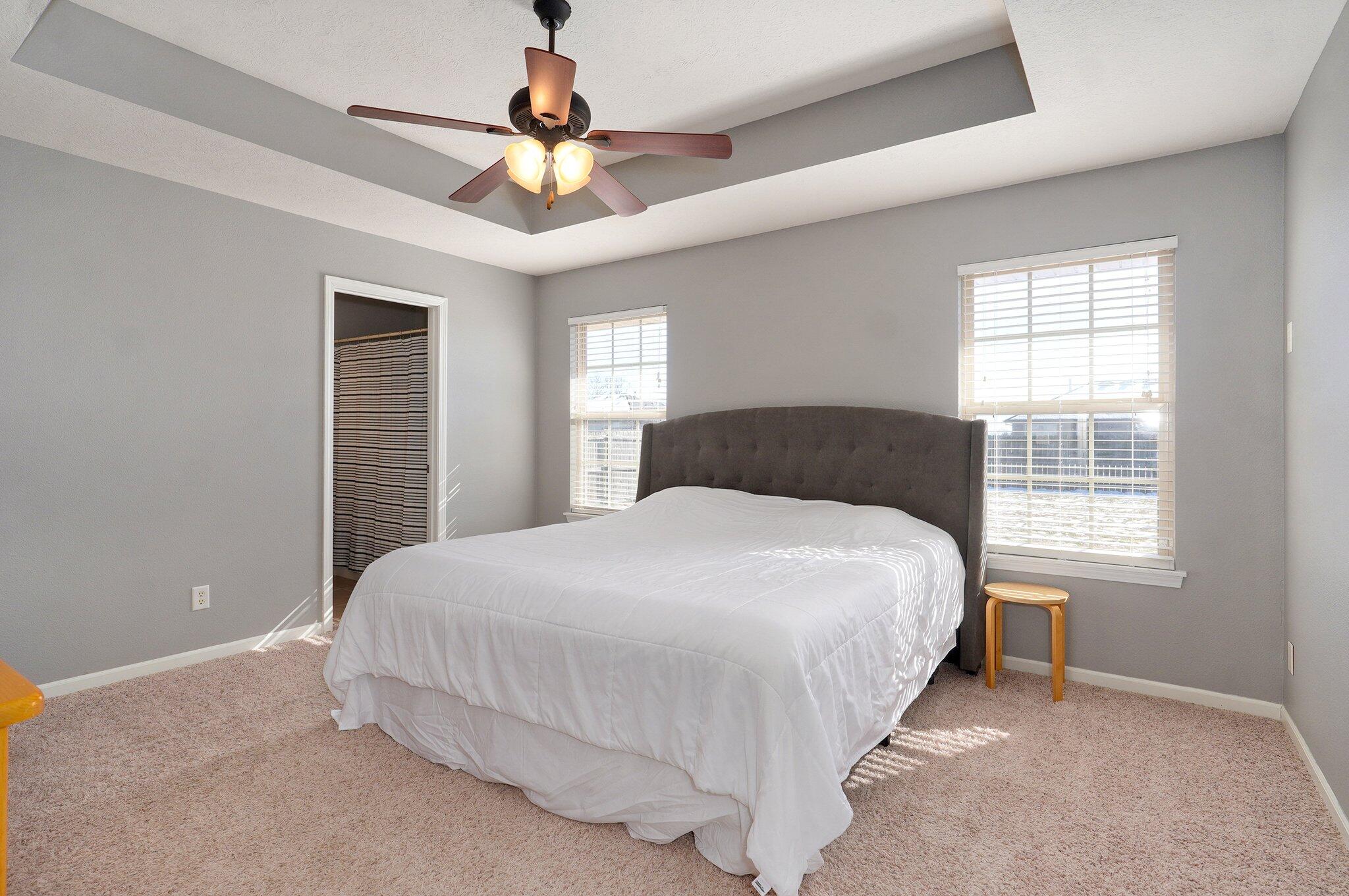 2512 West Cover Drive