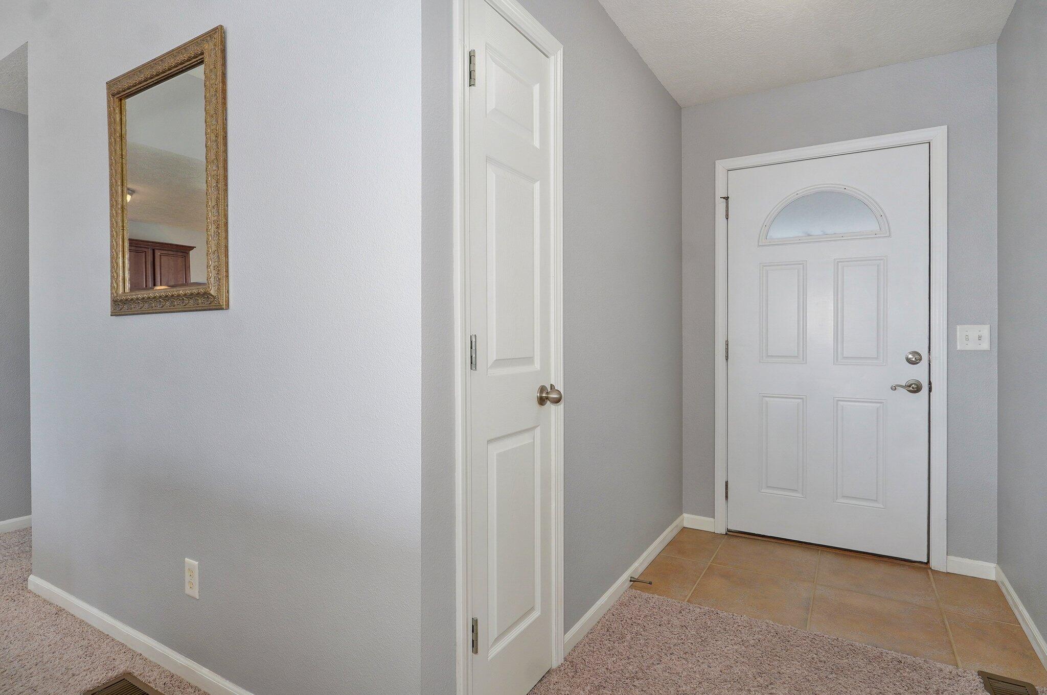 2512 West Cover Drive