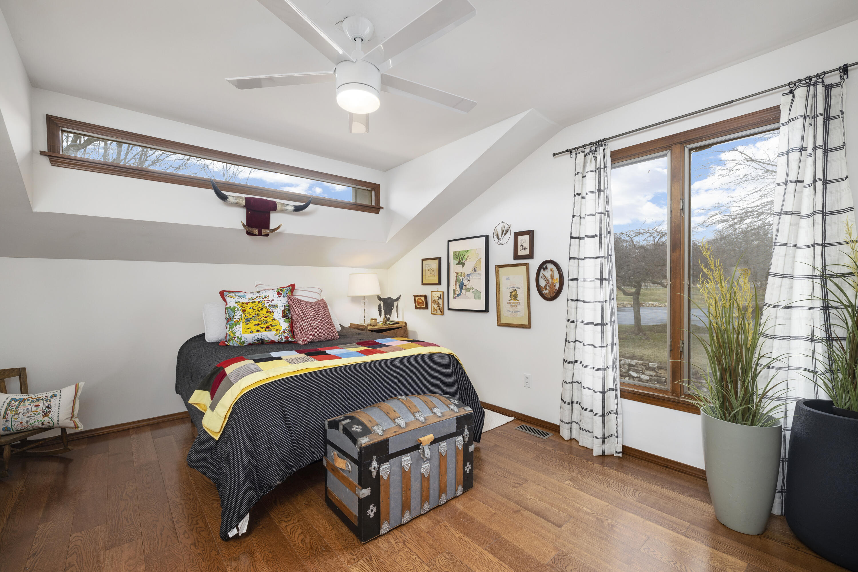 3468 E Catalpa Street