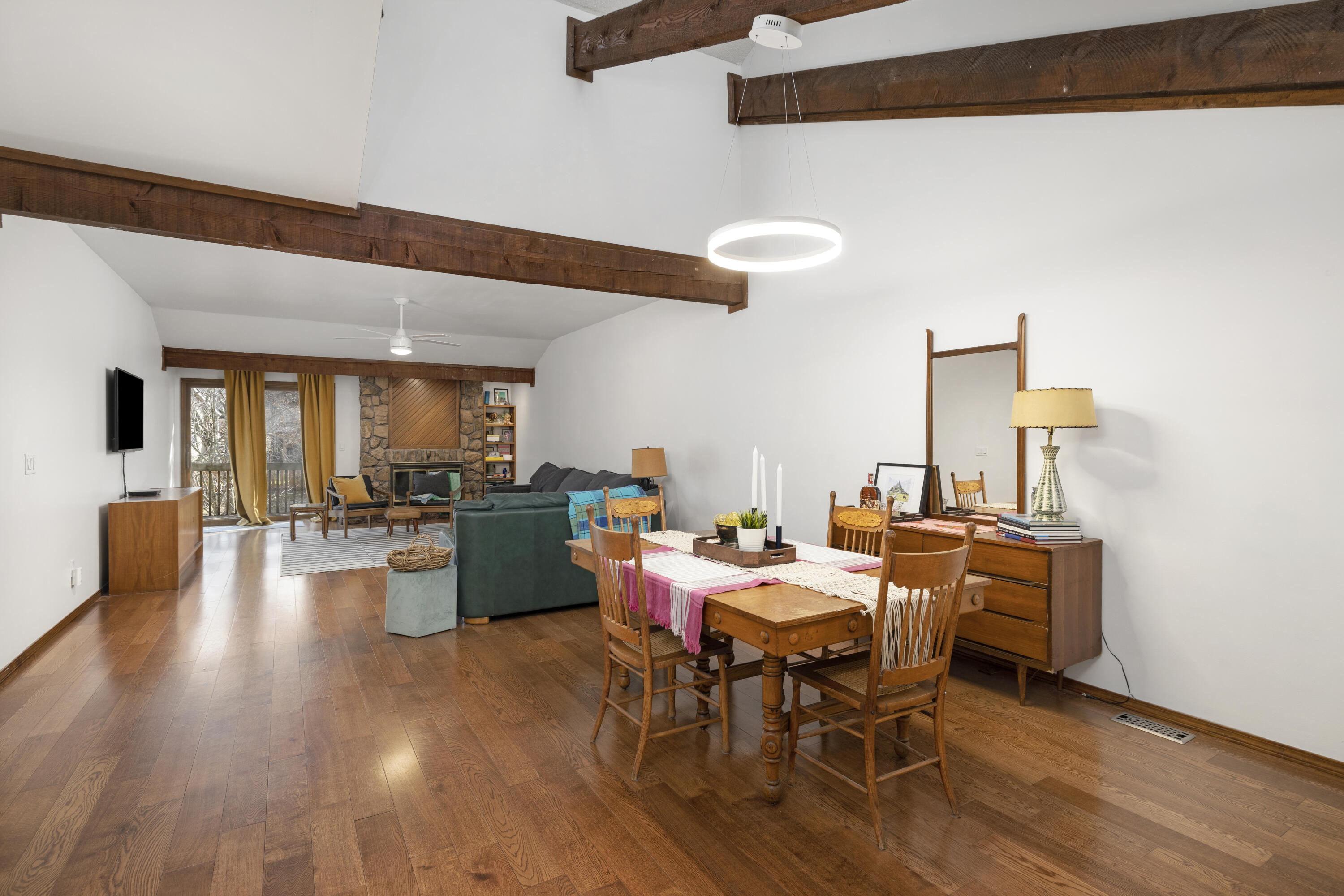 3468 E Catalpa Street