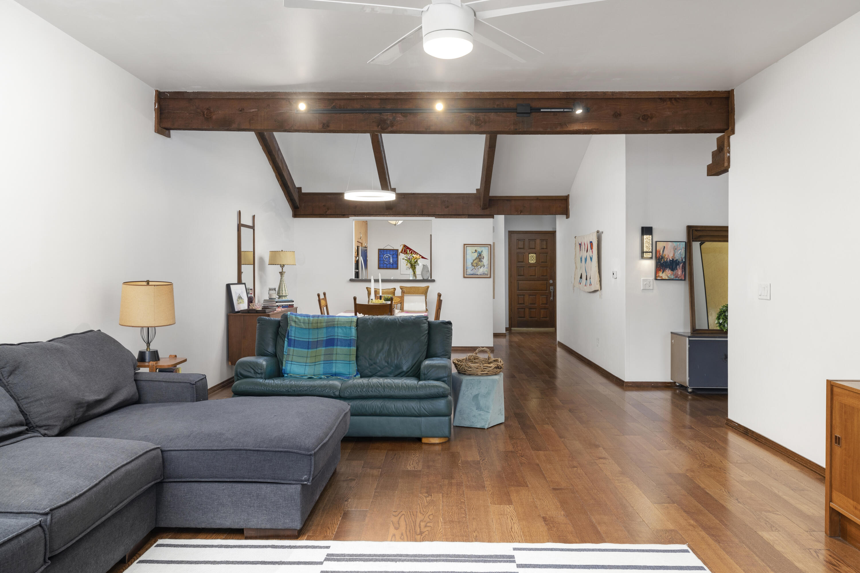 3468 E Catalpa Street