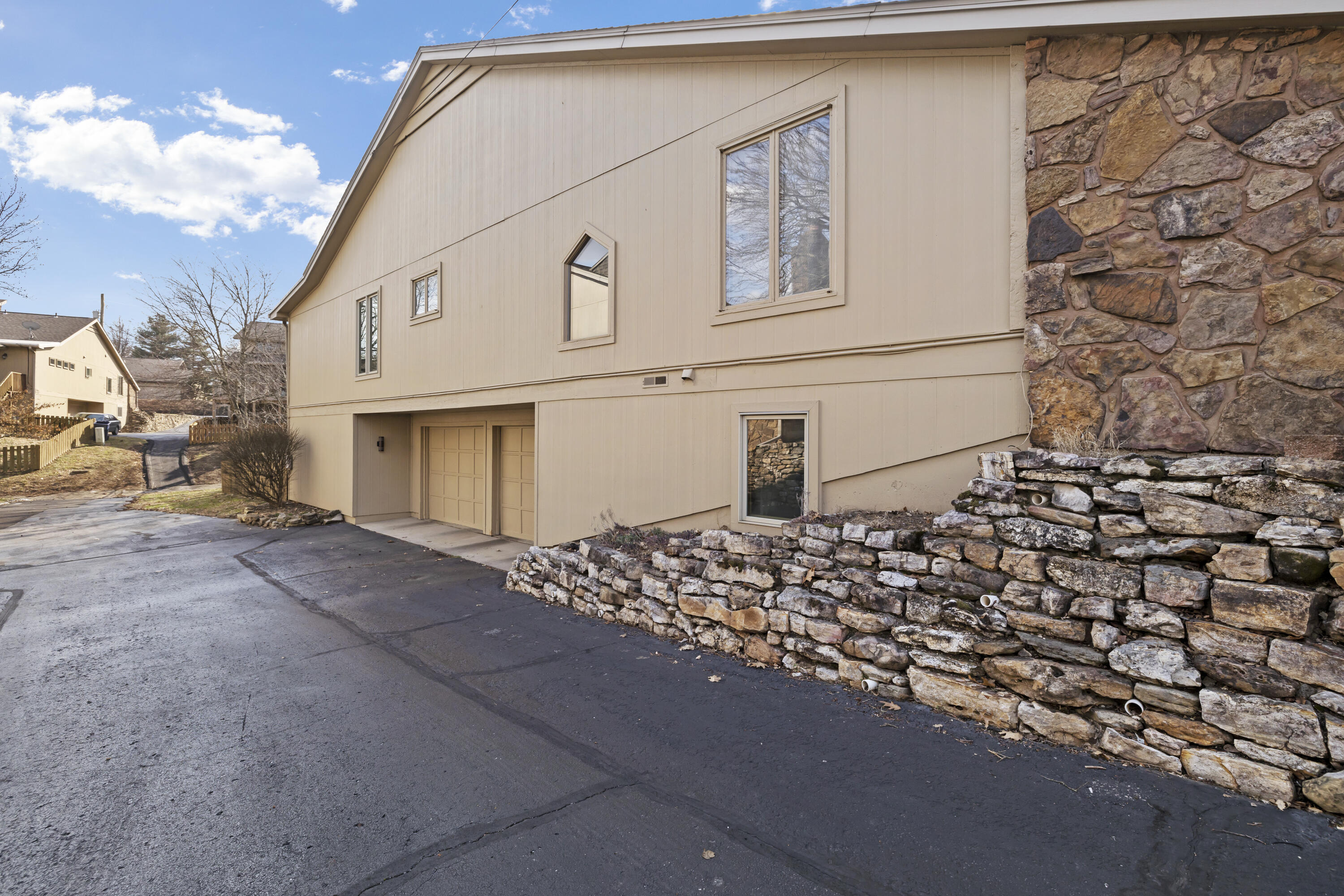 3468 E Catalpa Street