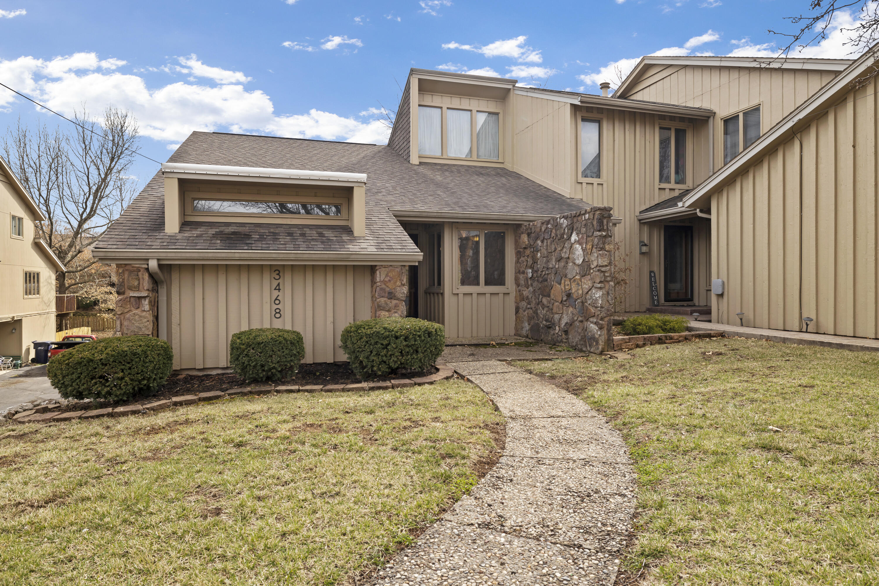 3468 E Catalpa Street