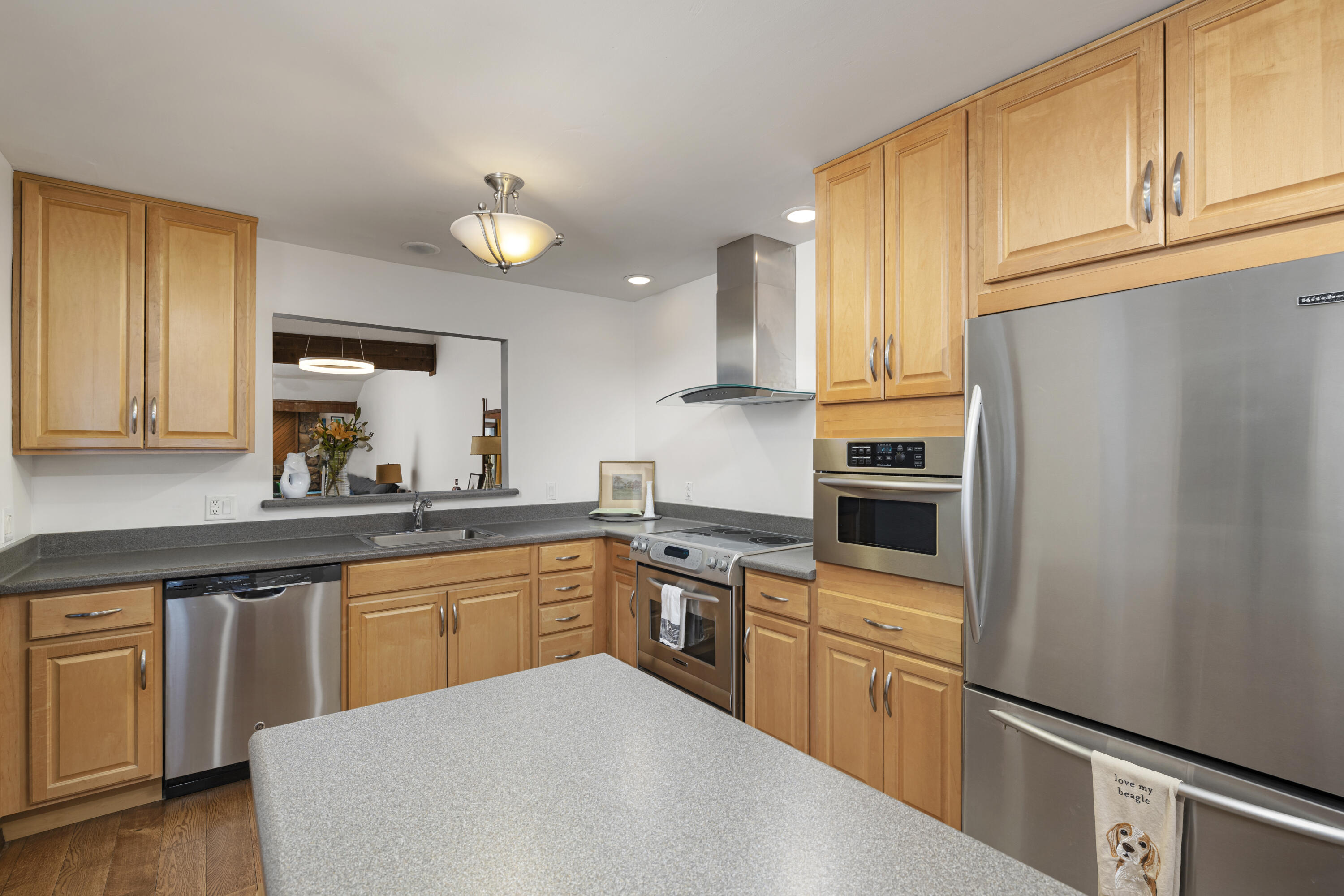 3468 E Catalpa Street