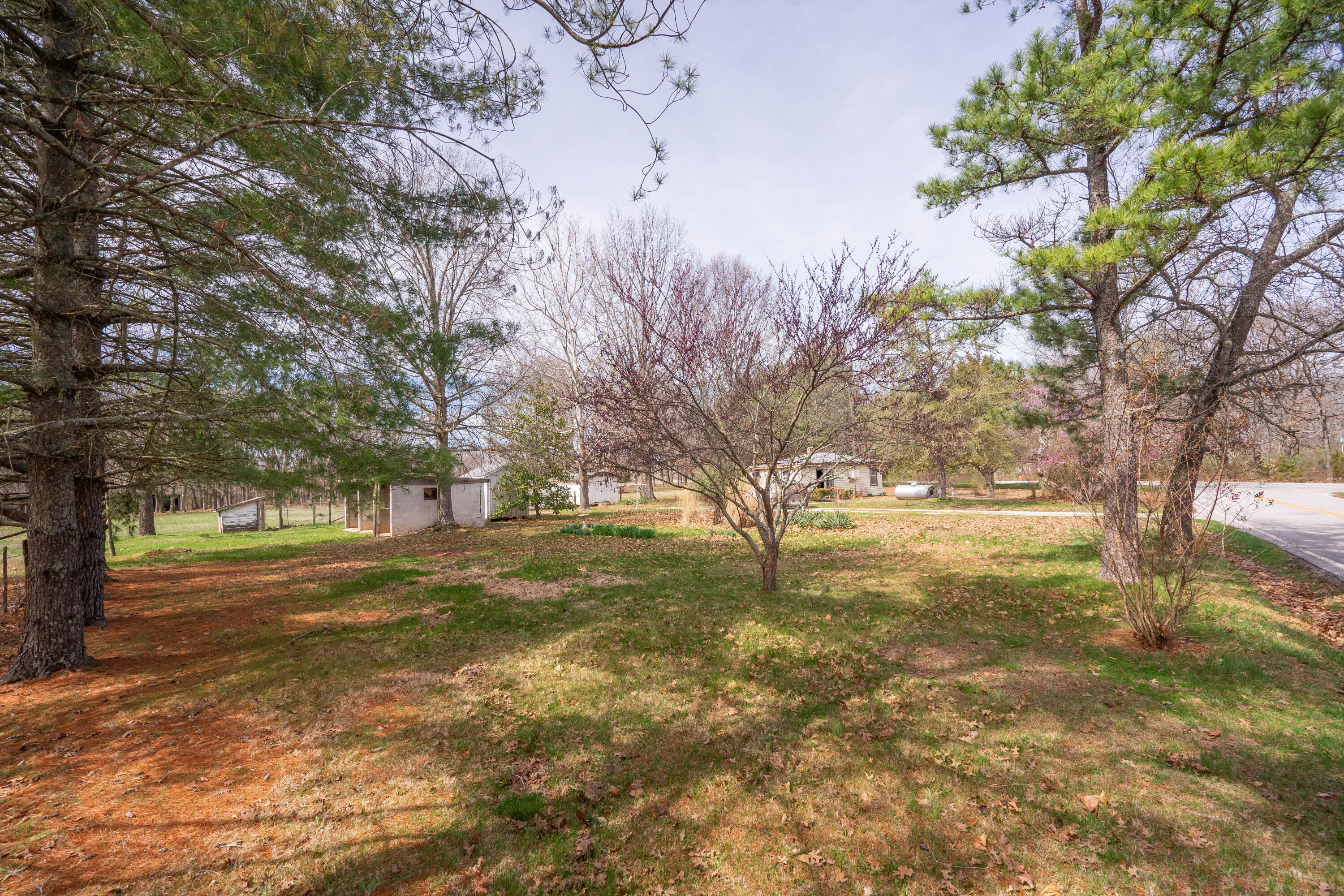 1361 N Farm Road 245