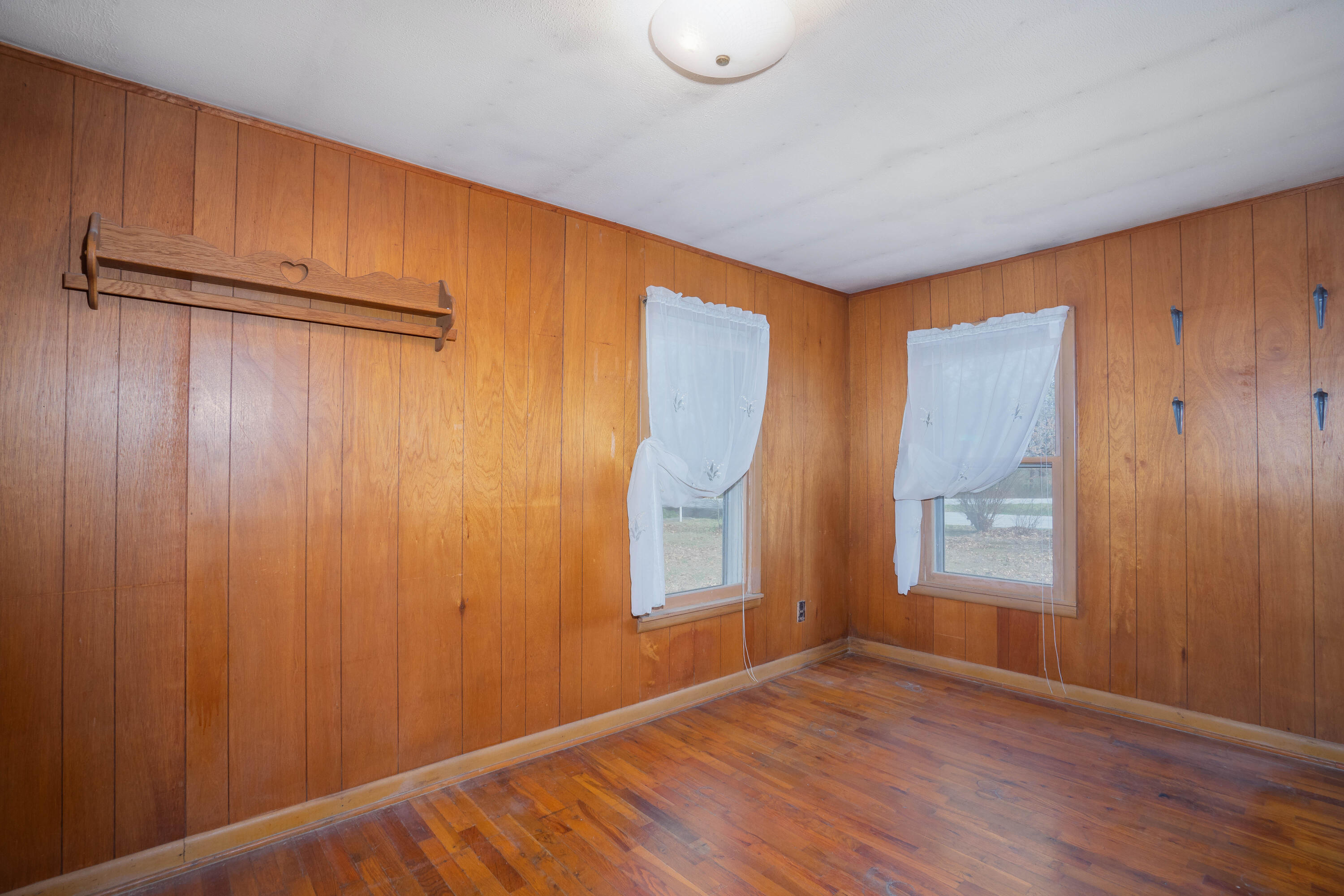 1361 N Farm Road 245