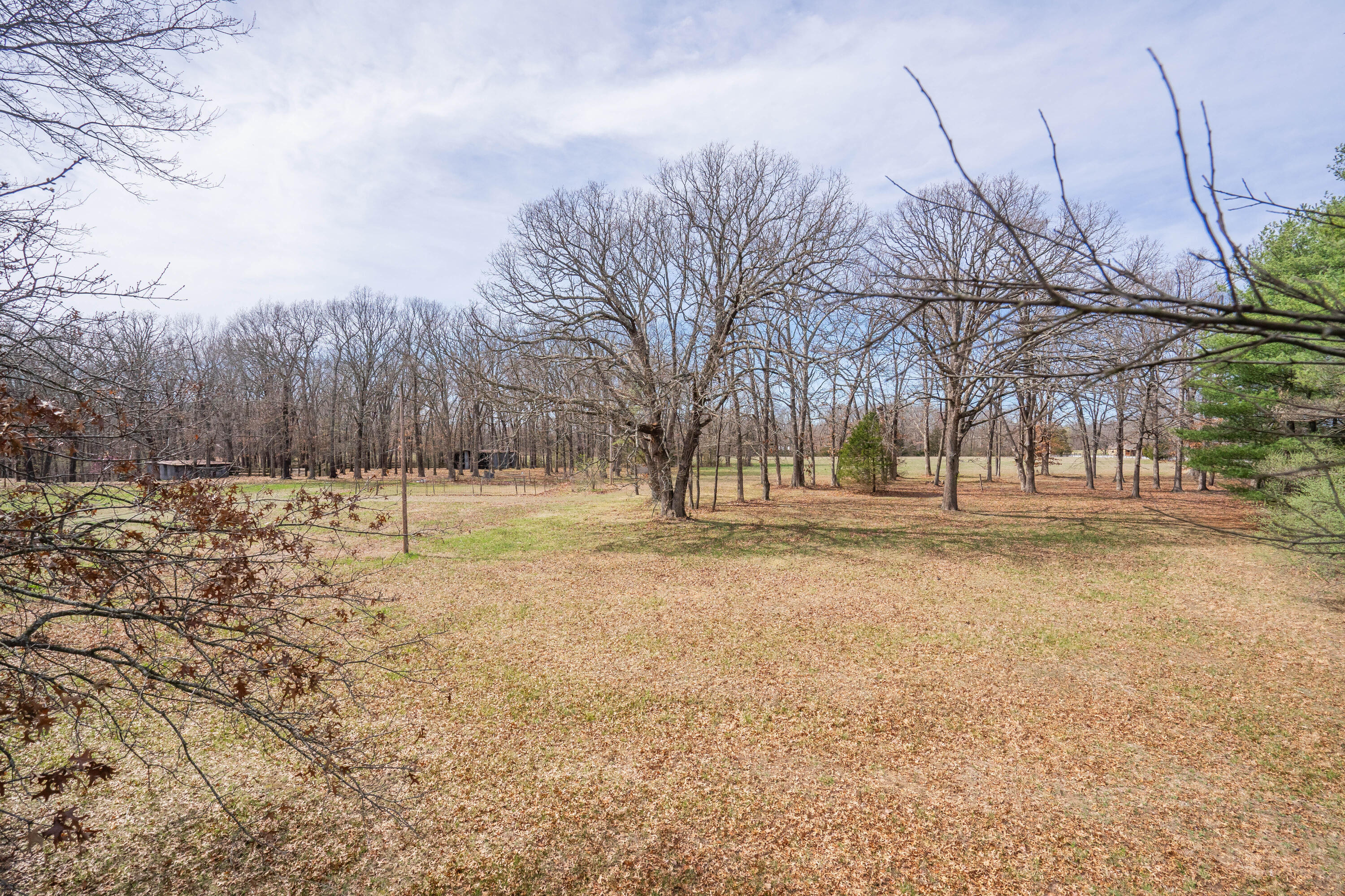 1361 N Farm Road 245