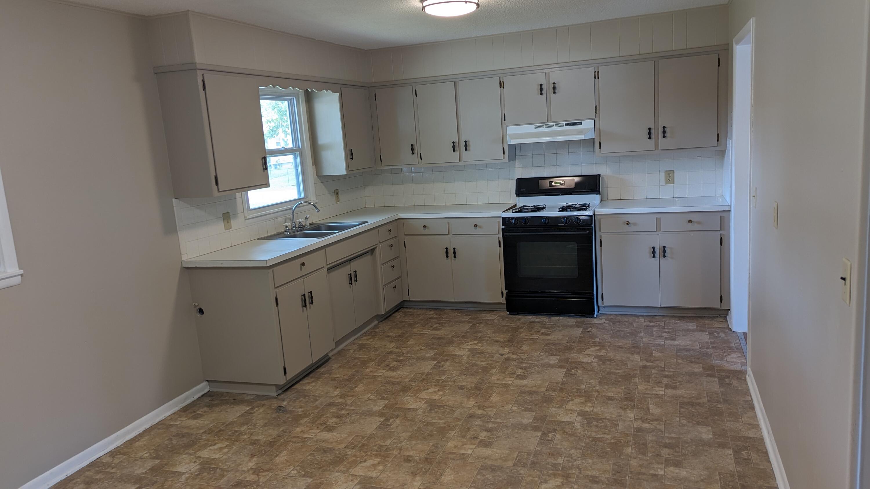 1426 S Carnation Drive