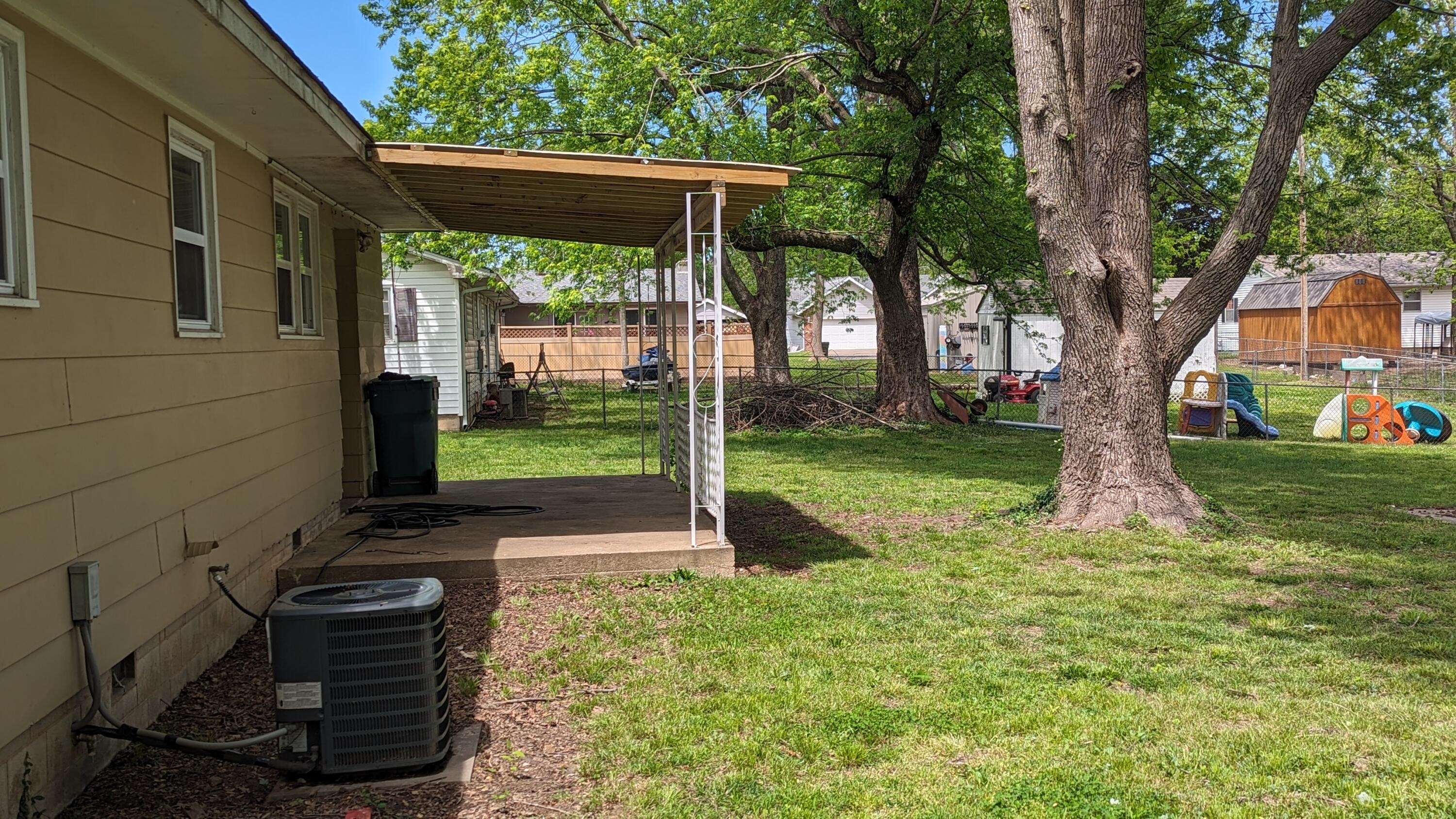 1426 S Carnation Drive