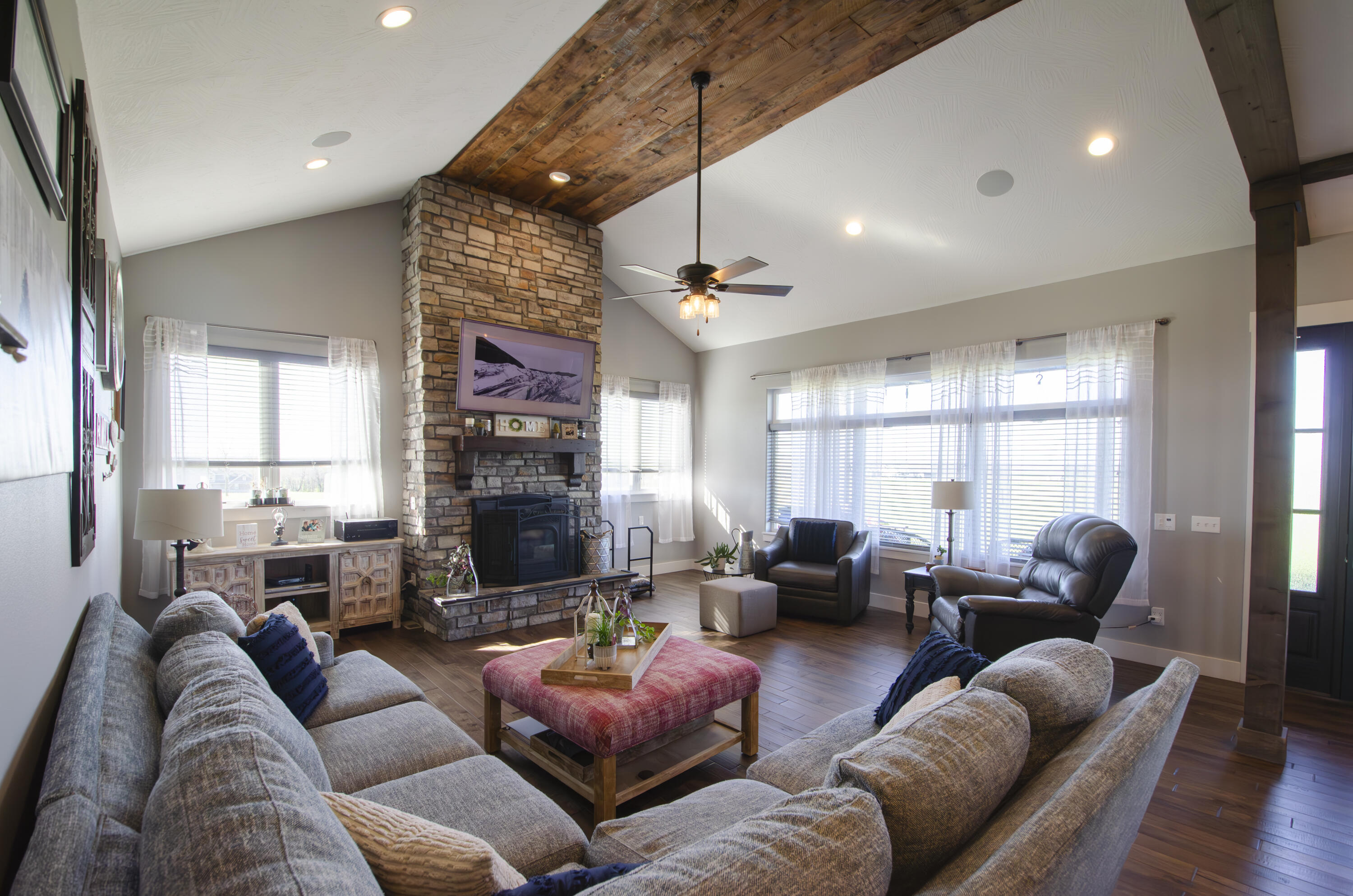 2709 Terrell Valley Drive