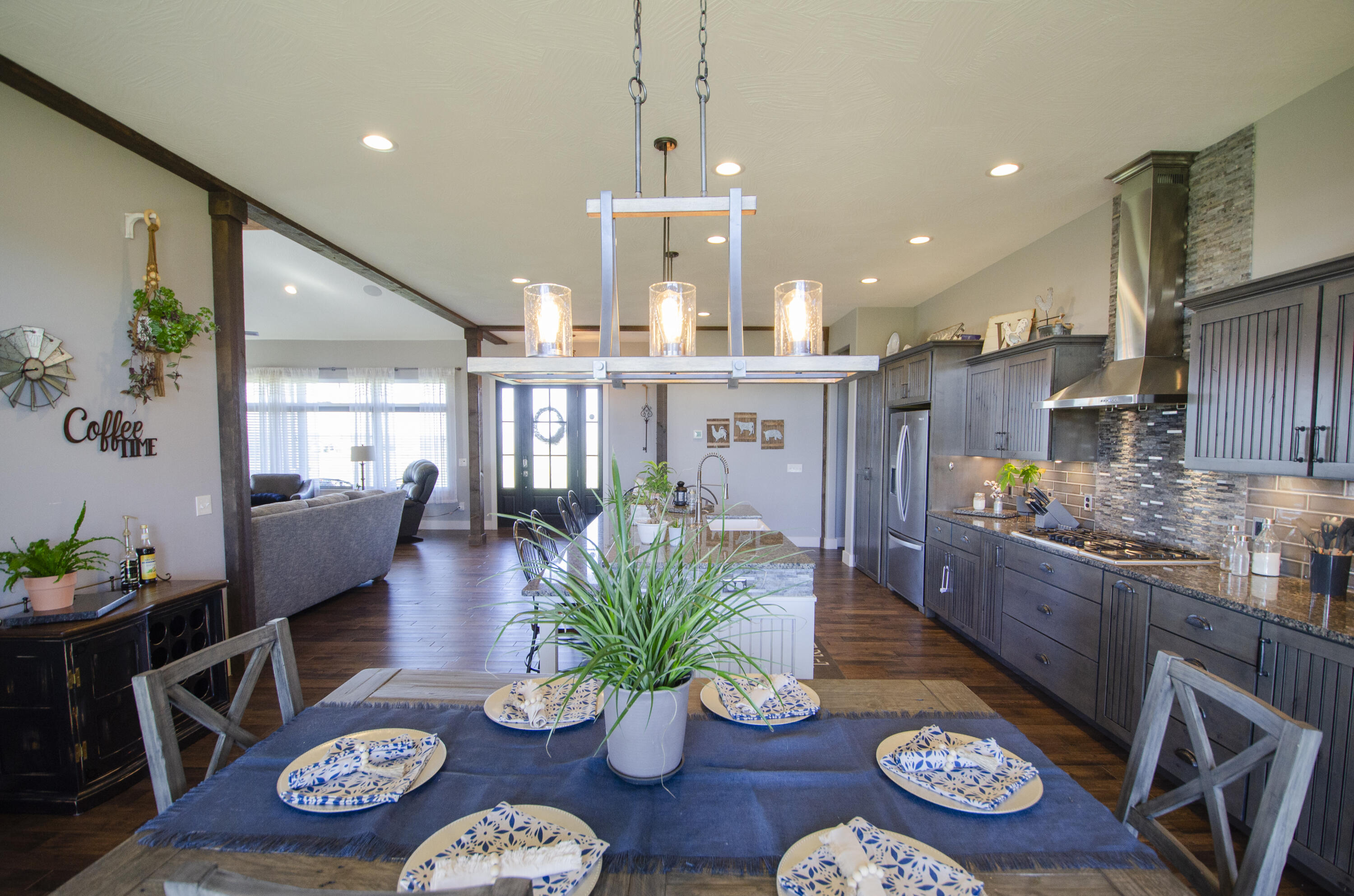 2709 Terrell Valley Drive