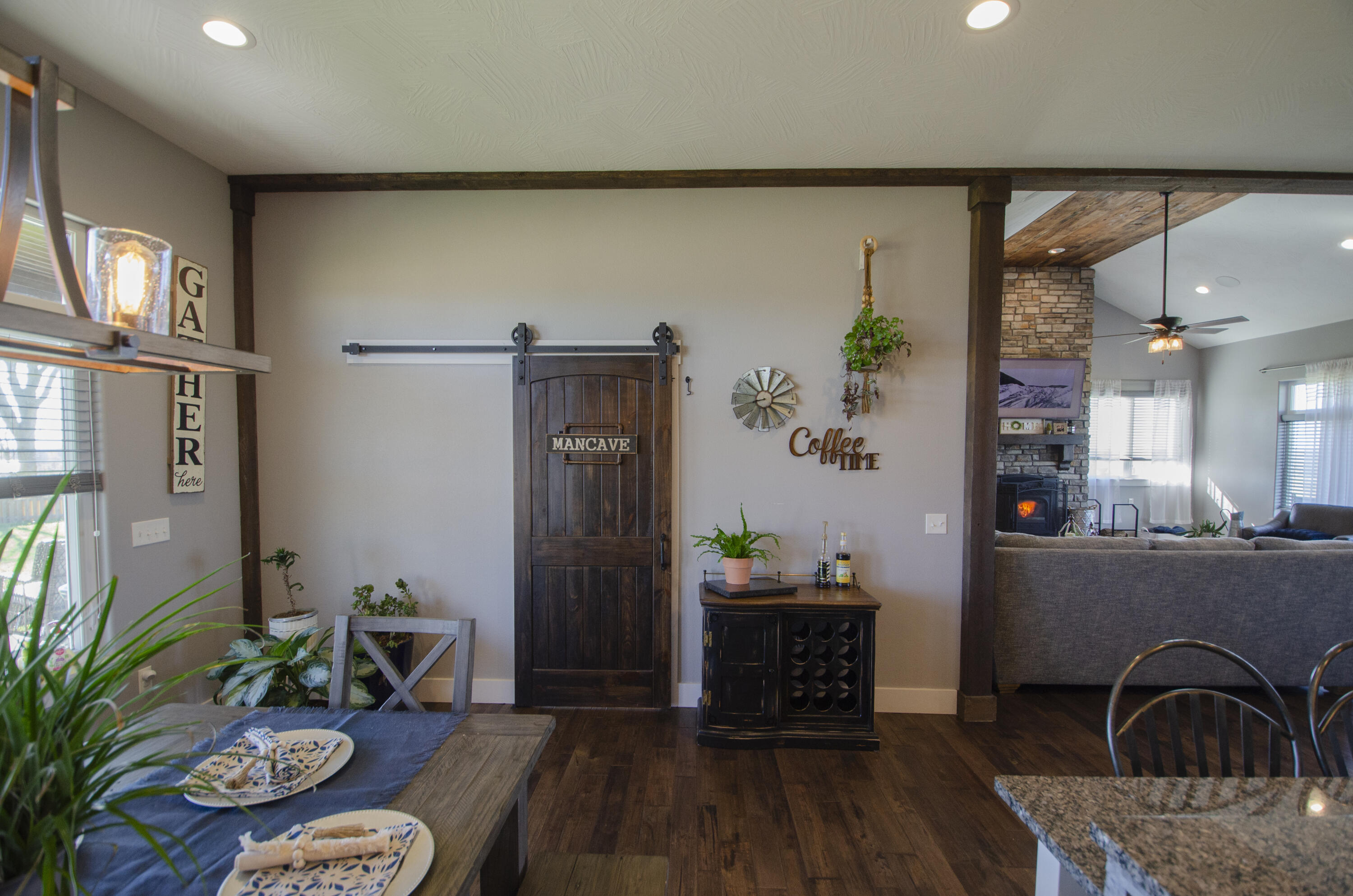 2709 Terrell Valley Drive