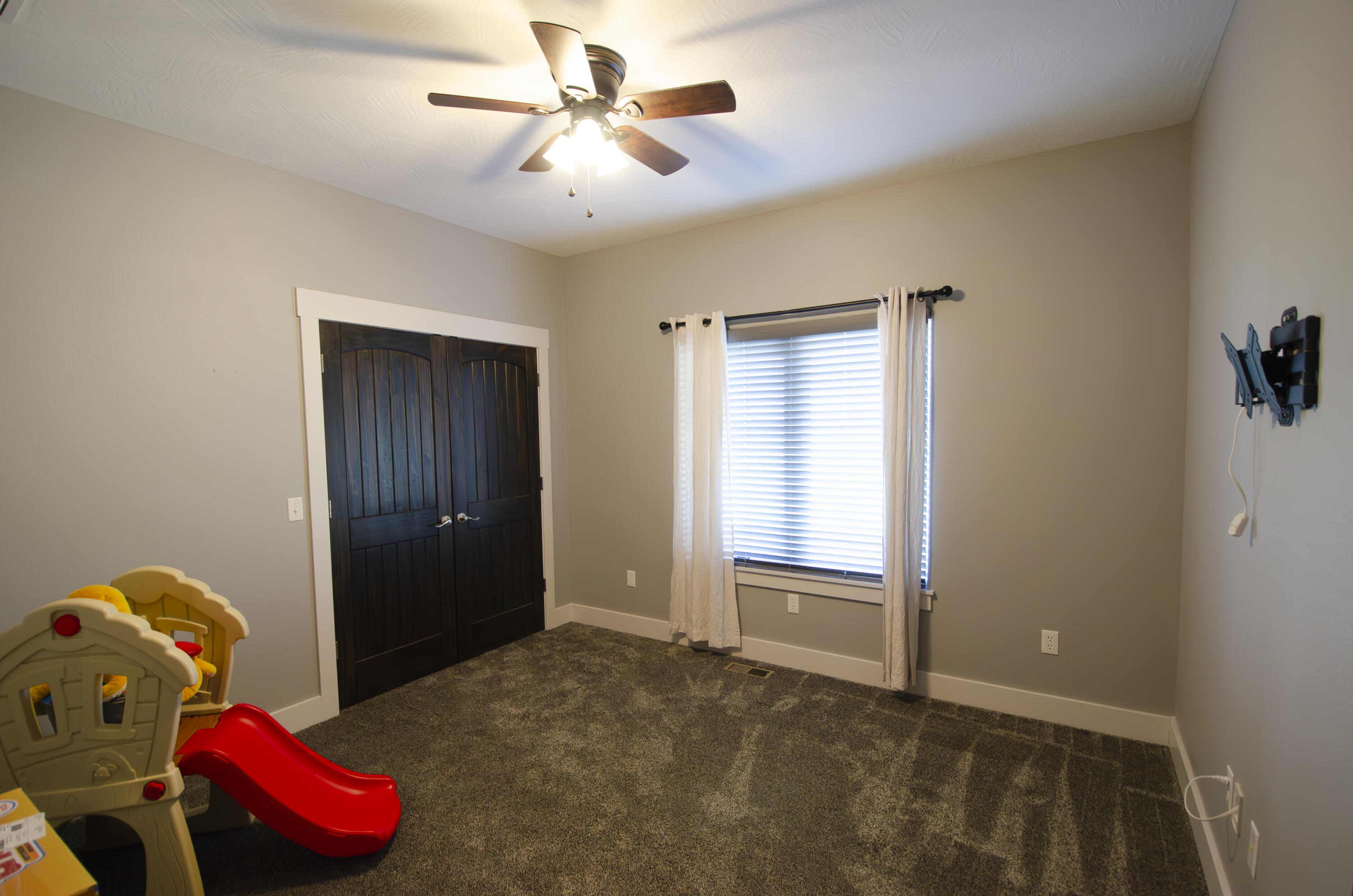 2709 Terrell Valley Drive