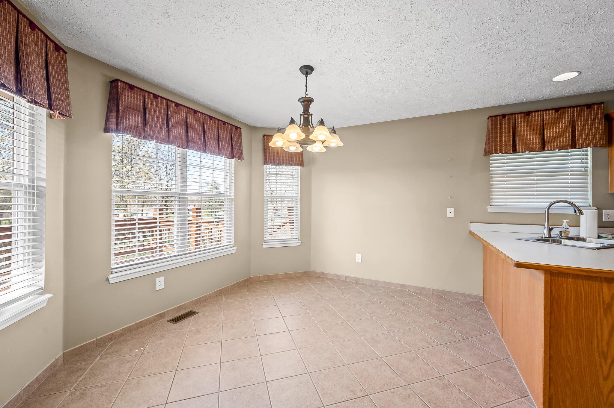 5102 North Graybrooke Drive