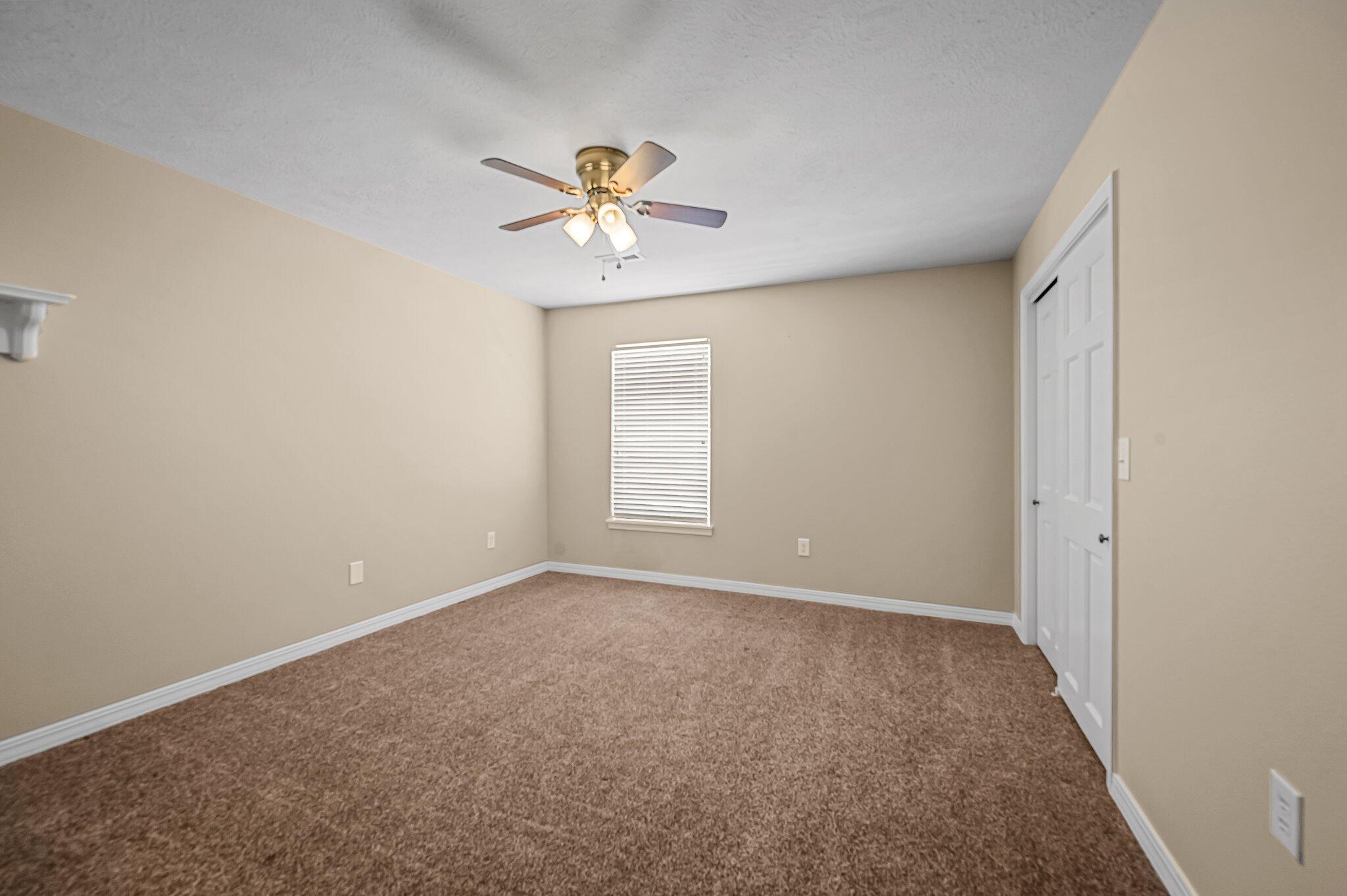 5102 North Graybrooke Drive