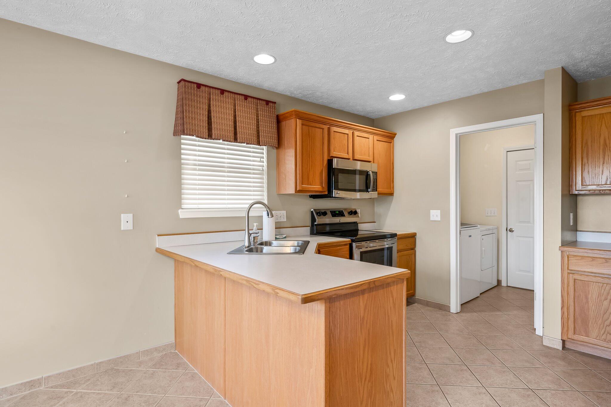 5102 North Graybrooke Drive