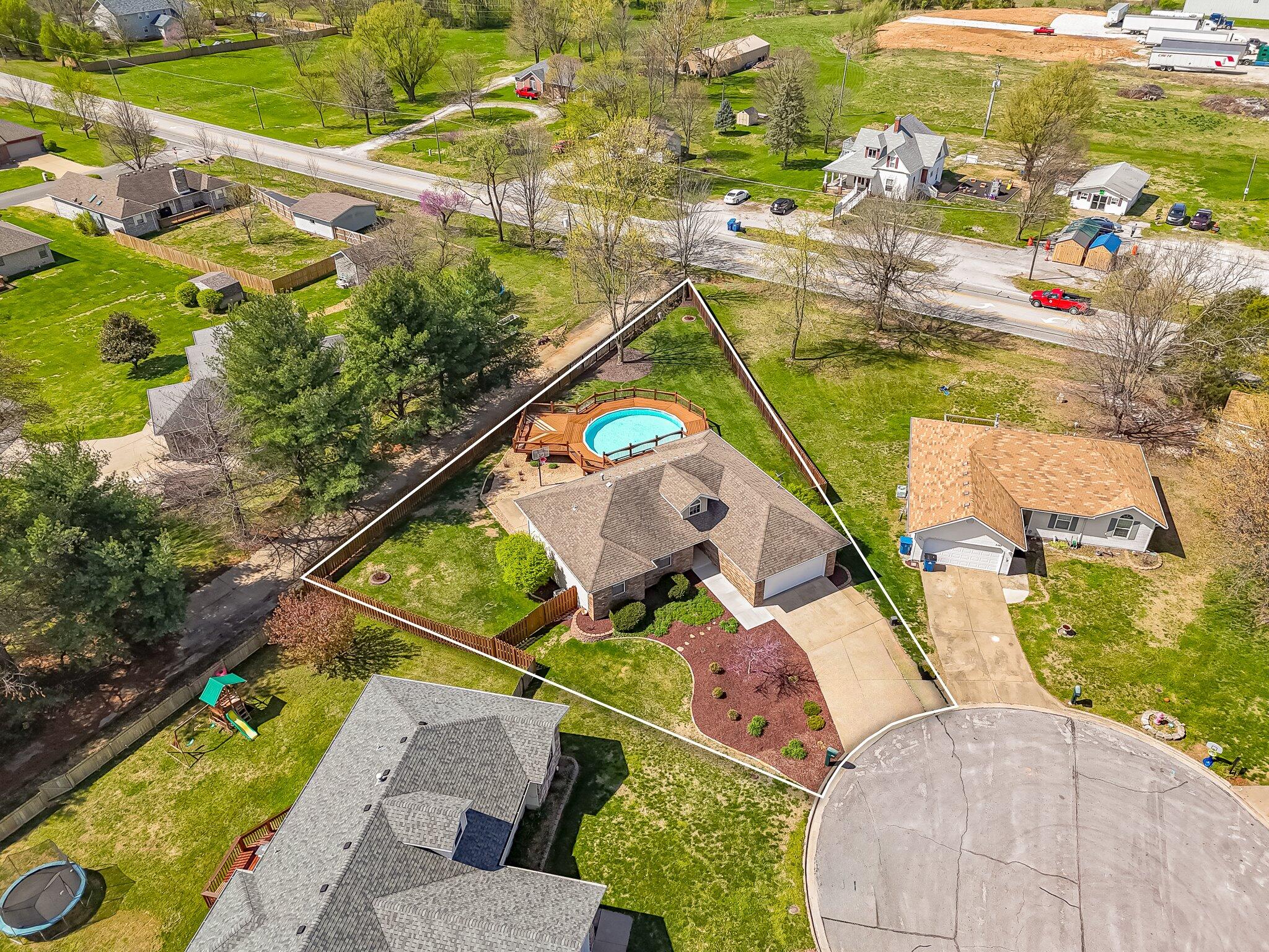 5102 North Graybrooke Drive
