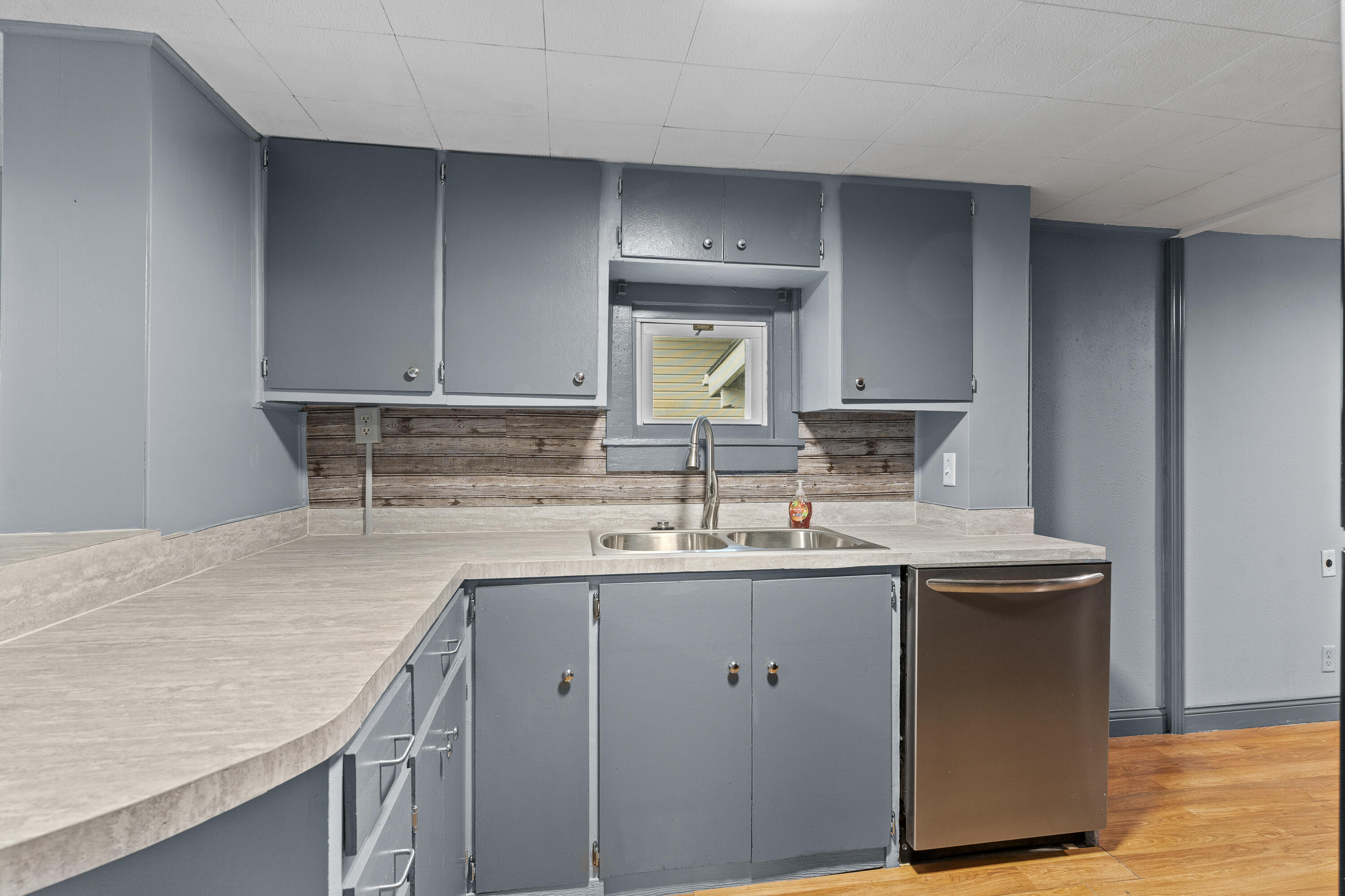 2449 N Boonville Avenue