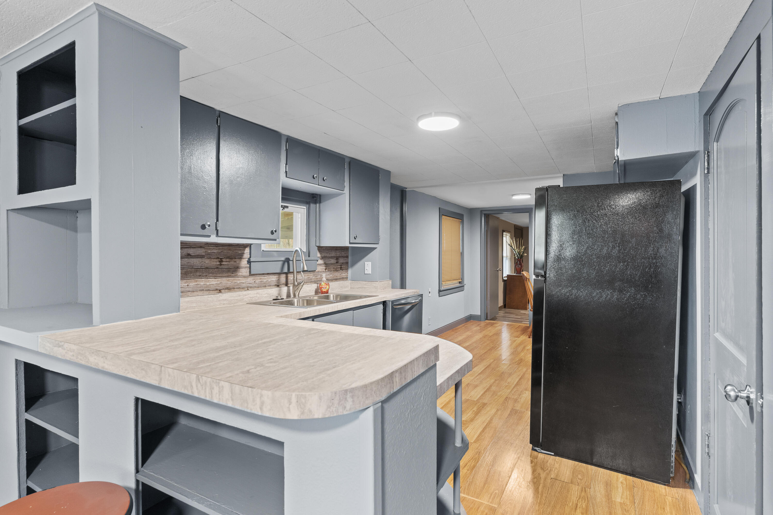 2449 N Boonville Avenue